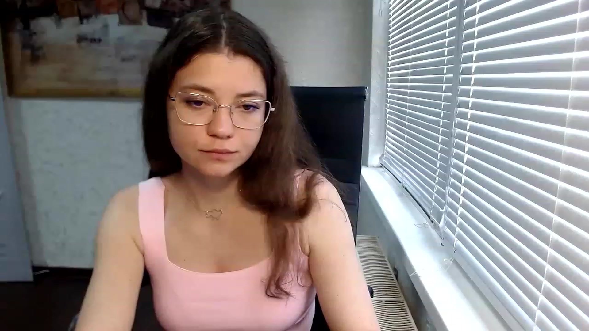 Gallery image thumbnail from SweetArinaA's myfreecams stream on, 06/14/2023, 08:21 image 19 of 20