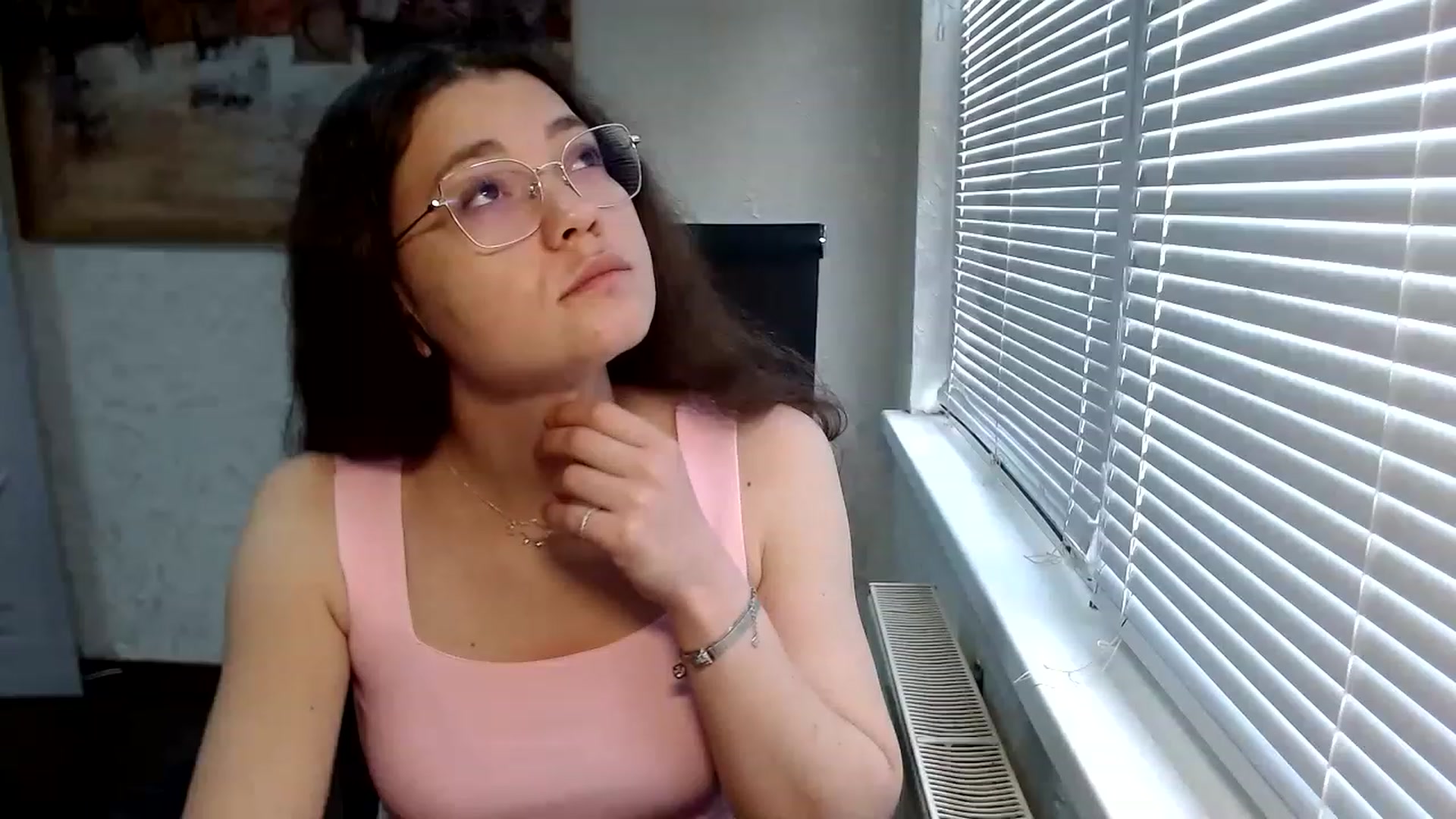Gallery image thumbnail from SweetArinaA's myfreecams stream on, 06/14/2023, 08:21 image 15 of 20