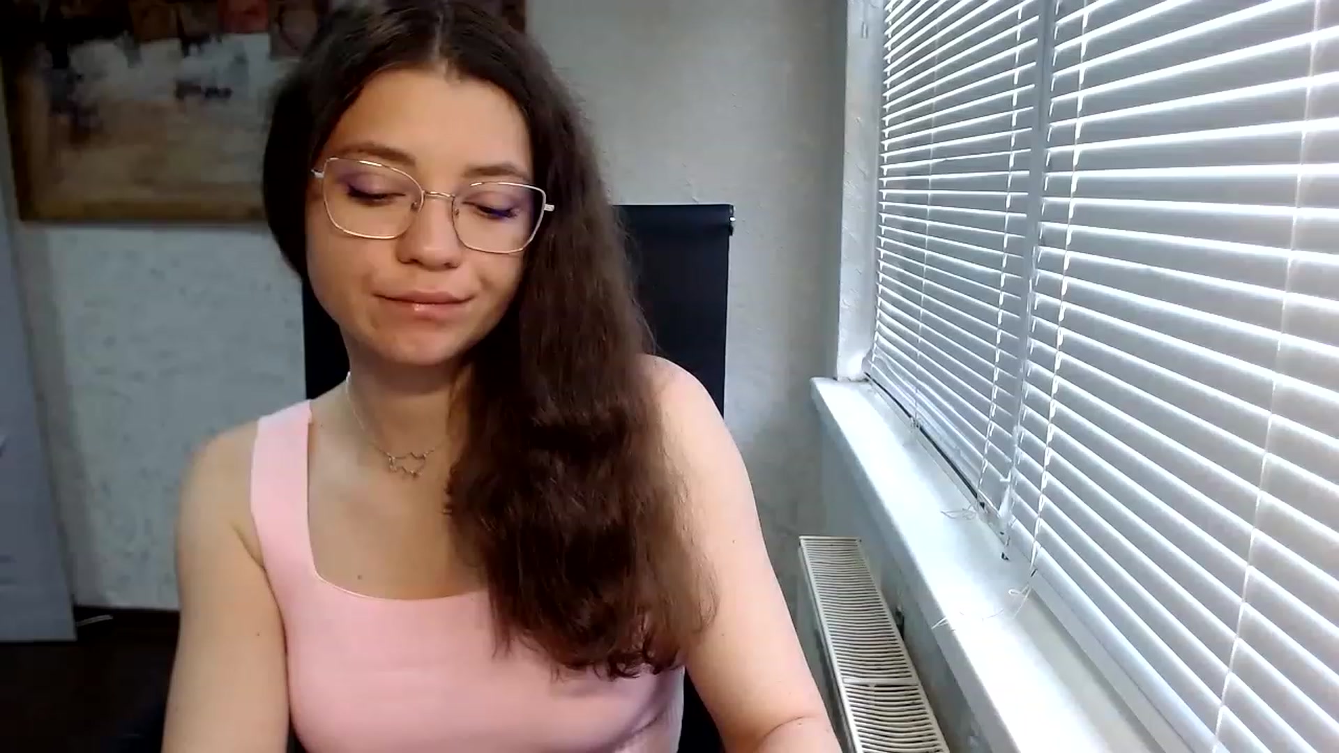 Gallery image thumbnail from SweetArinaA's myfreecams stream on, 06/14/2023, 08:21 image 7 of 20