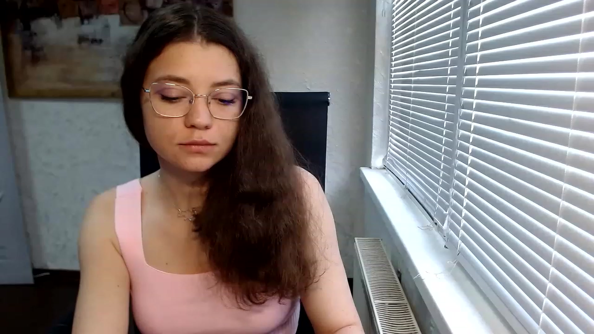 Gallery image thumbnail from SweetArinaA's myfreecams stream on, 06/14/2023, 08:21 image 11 of 20