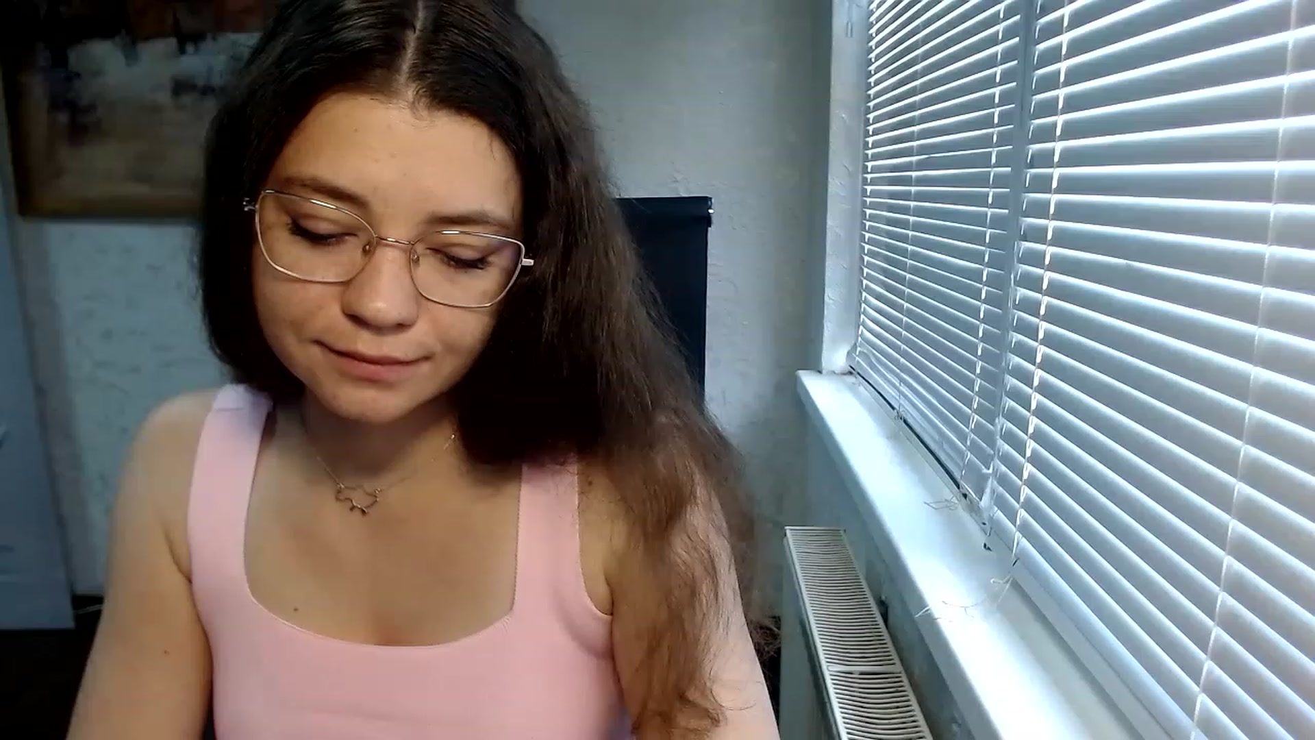 Gallery image thumbnail from SweetArinaA's myfreecams stream on, 06/14/2023, 08:21 image 6 of 20