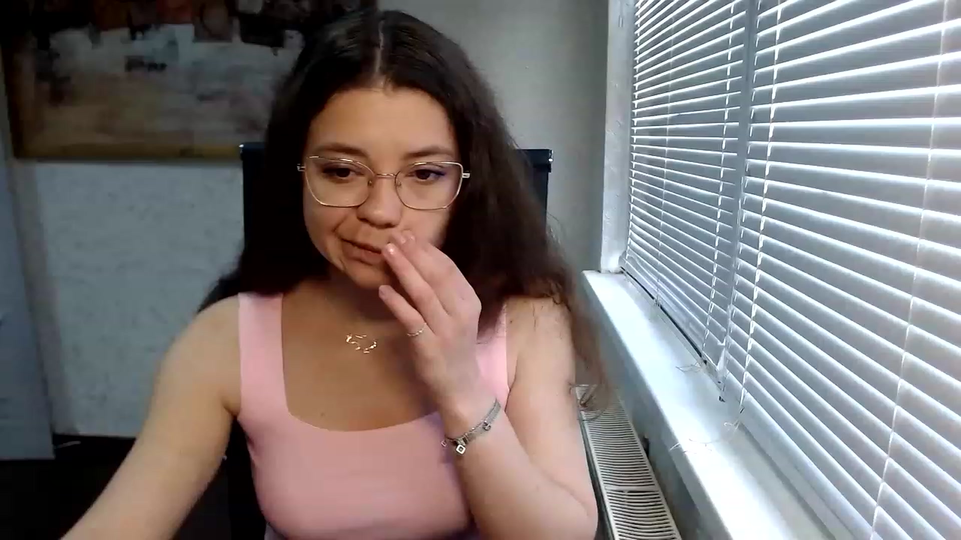 Gallery image thumbnail from SweetArinaA's myfreecams stream on, 06/14/2023, 08:21 image 13 of 20