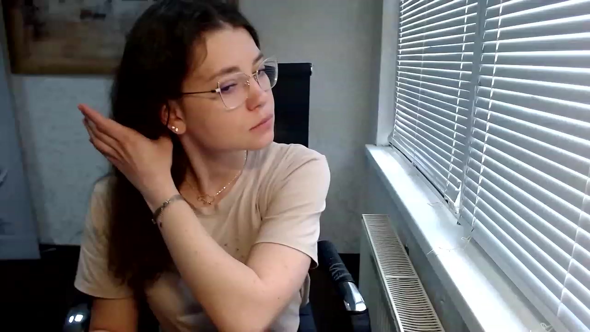 Gallery image thumbnail from SweetArinaA's myfreecams stream on, 06/14/2023, 09:54 image 20 of 20