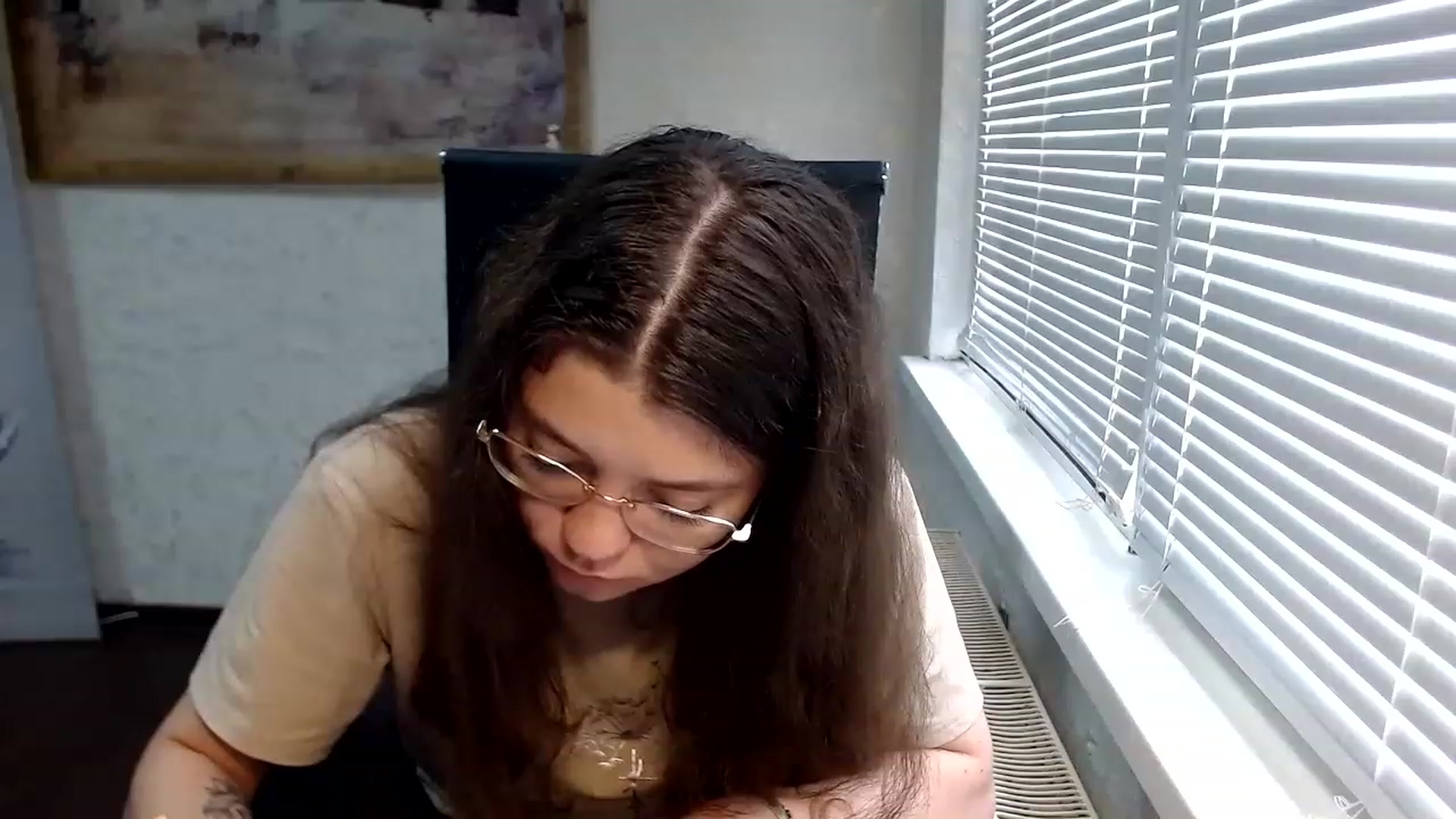 Gallery image thumbnail from SweetArinaA's myfreecams stream on, 06/14/2023, 10:11 image 17 of 20