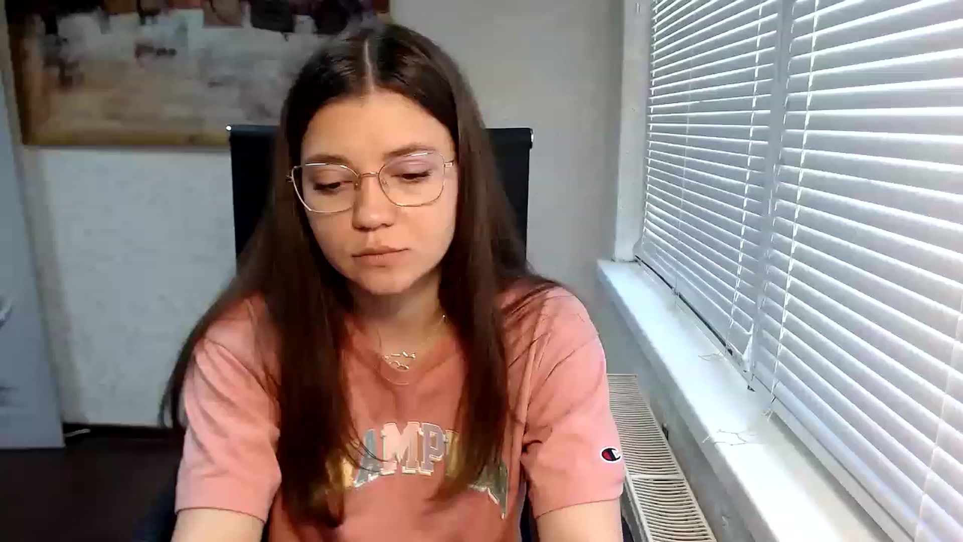 Gallery image thumbnail from SweetArinaA's myfreecams stream on, 06/16/2023, 13:12 image 17 of 20