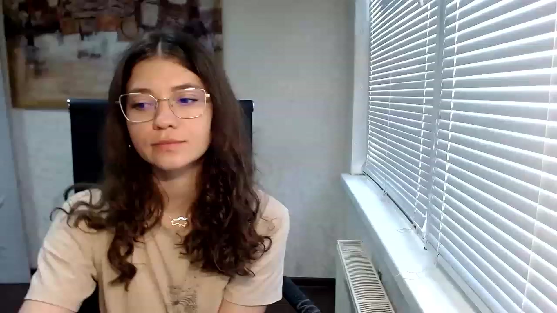 Gallery image thumbnail from SweetArinaA's myfreecams stream on, 06/17/2023, 12:23 image 15 of 20