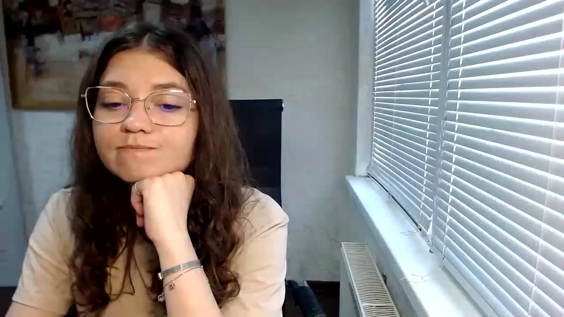 Gallery image thumbnail from SweetArinaA's myfreecams stream on, 06/17/2023, 12:23 image 18 of 20