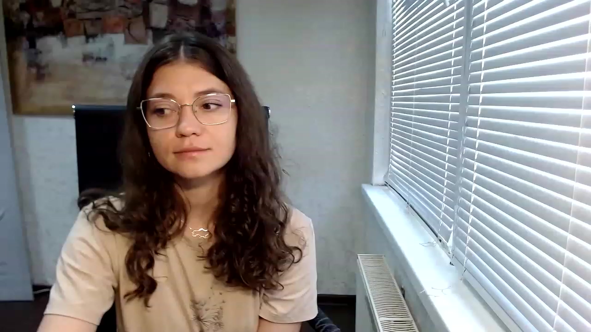 Gallery image thumbnail from SweetArinaA's myfreecams stream on, 06/17/2023, 12:23 image 14 of 20