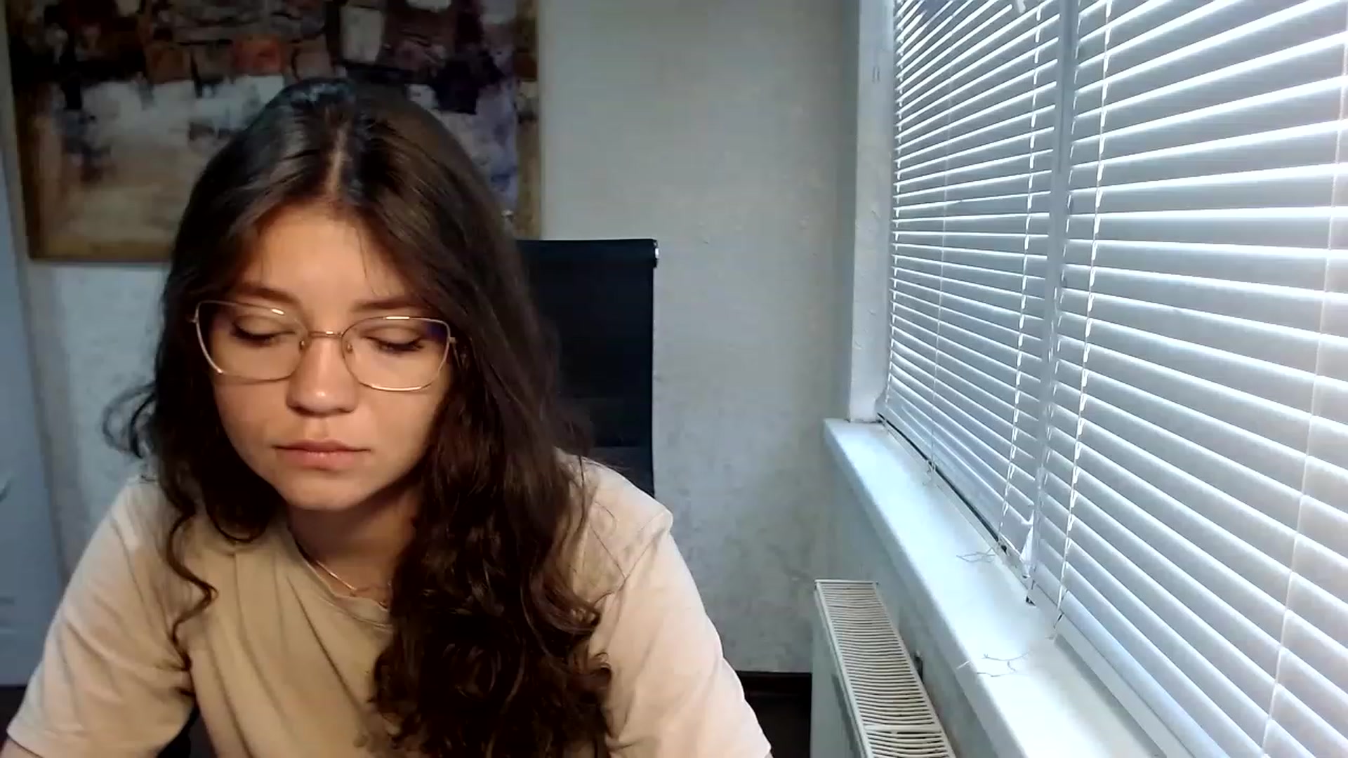 Gallery image thumbnail from SweetArinaA's myfreecams stream on, 06/17/2023, 12:23 image 4 of 20