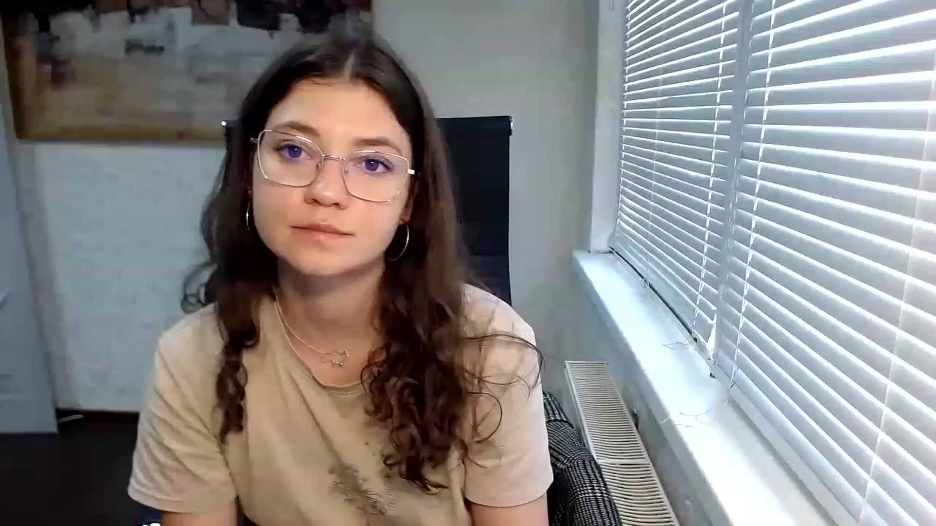 Gallery image thumbnail from SweetArinaA's myfreecams stream on, 06/17/2023, 15:01 image 17 of 20