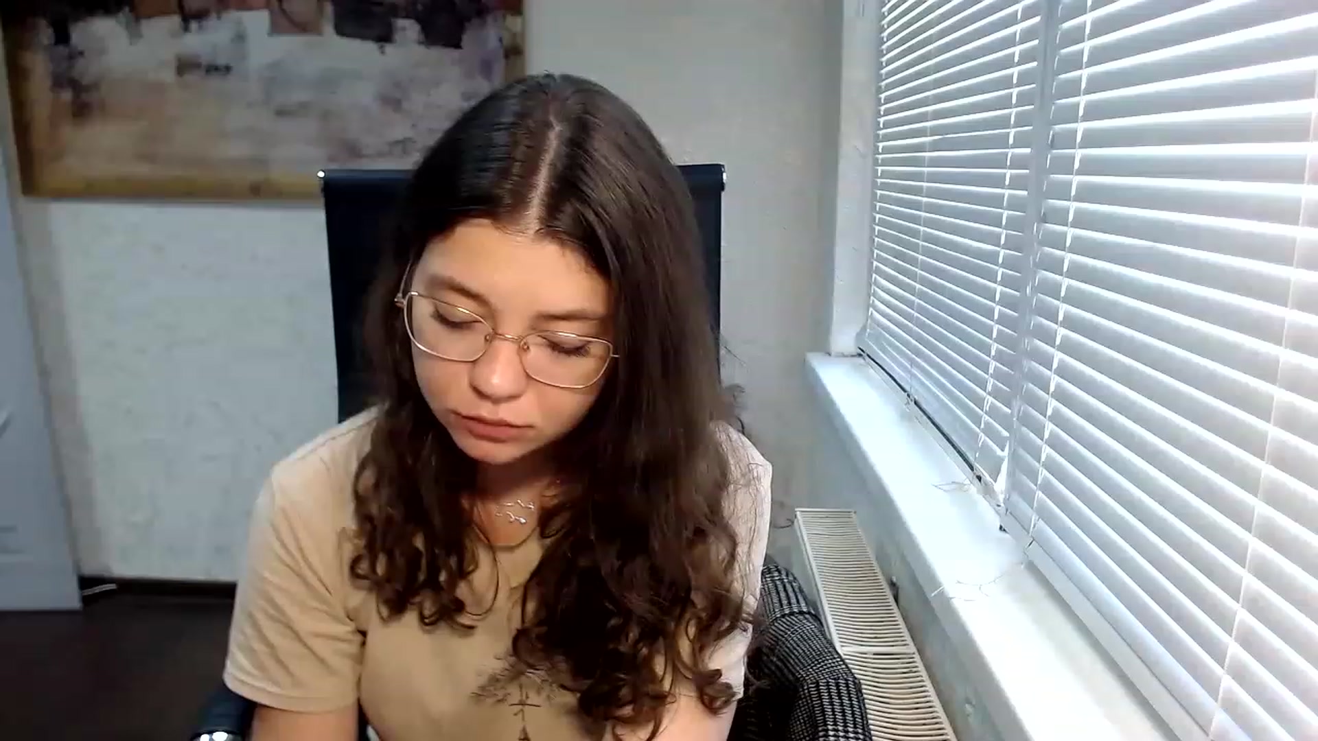 Gallery image thumbnail from SweetArinaA's myfreecams stream on, 06/17/2023, 15:01 image 9 of 20