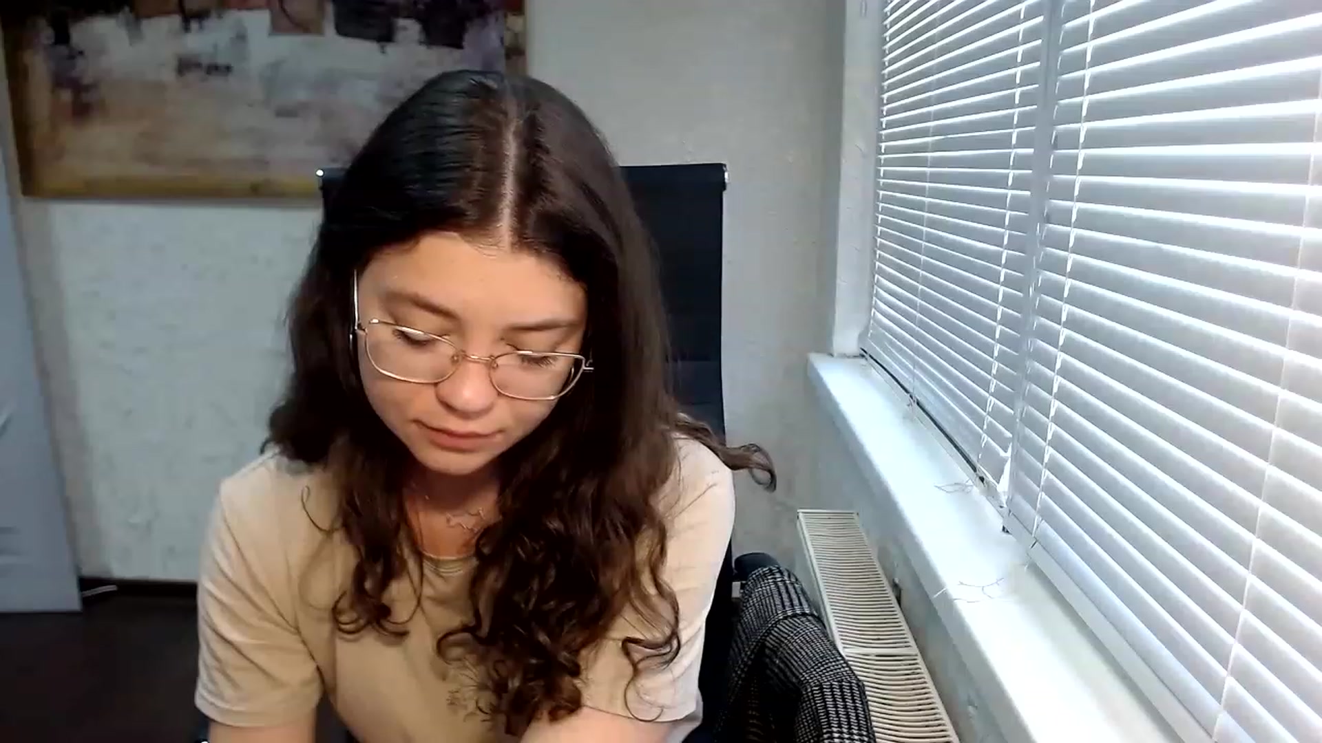 Gallery image thumbnail from SweetArinaA's myfreecams stream on, 06/17/2023, 15:01 image 3 of 20