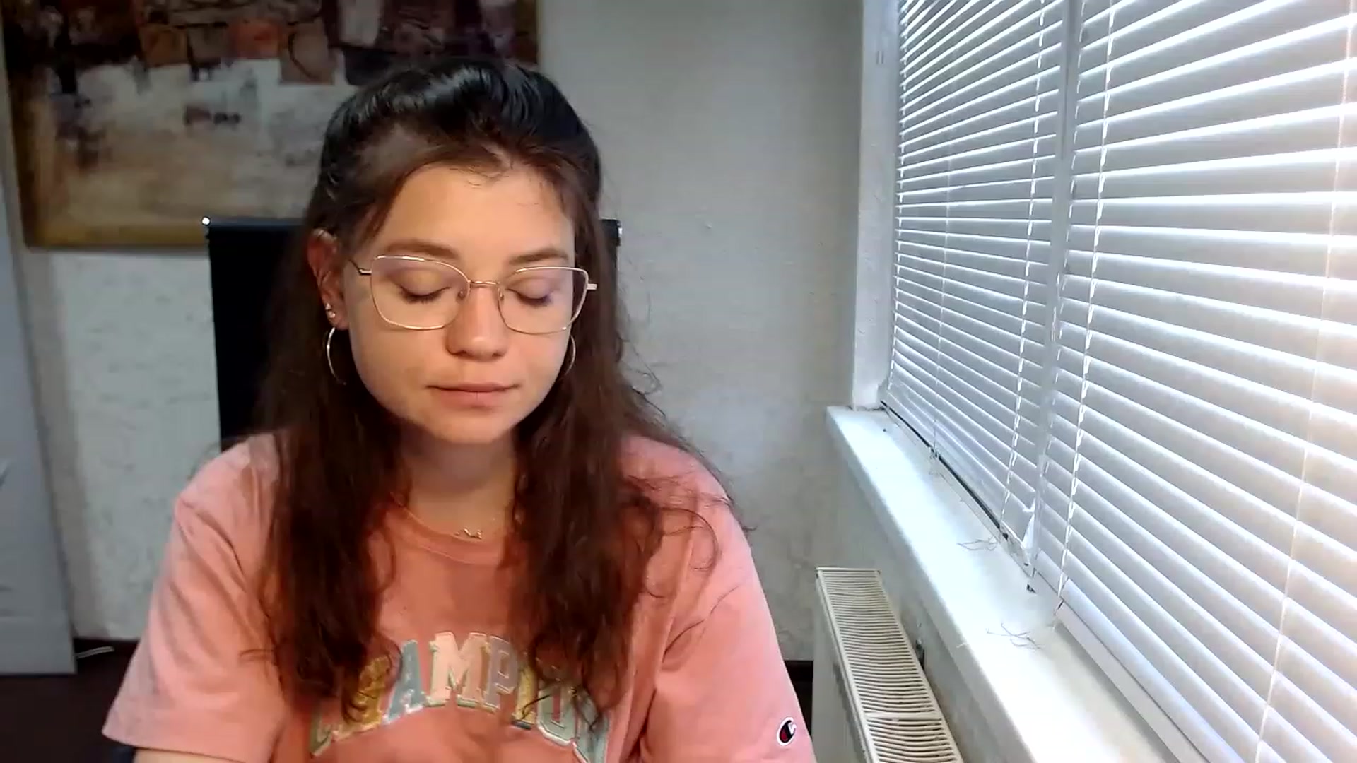 Gallery image thumbnail from SweetArinaA's myfreecams stream on, 06/20/2023, 10:08 image 6 of 20