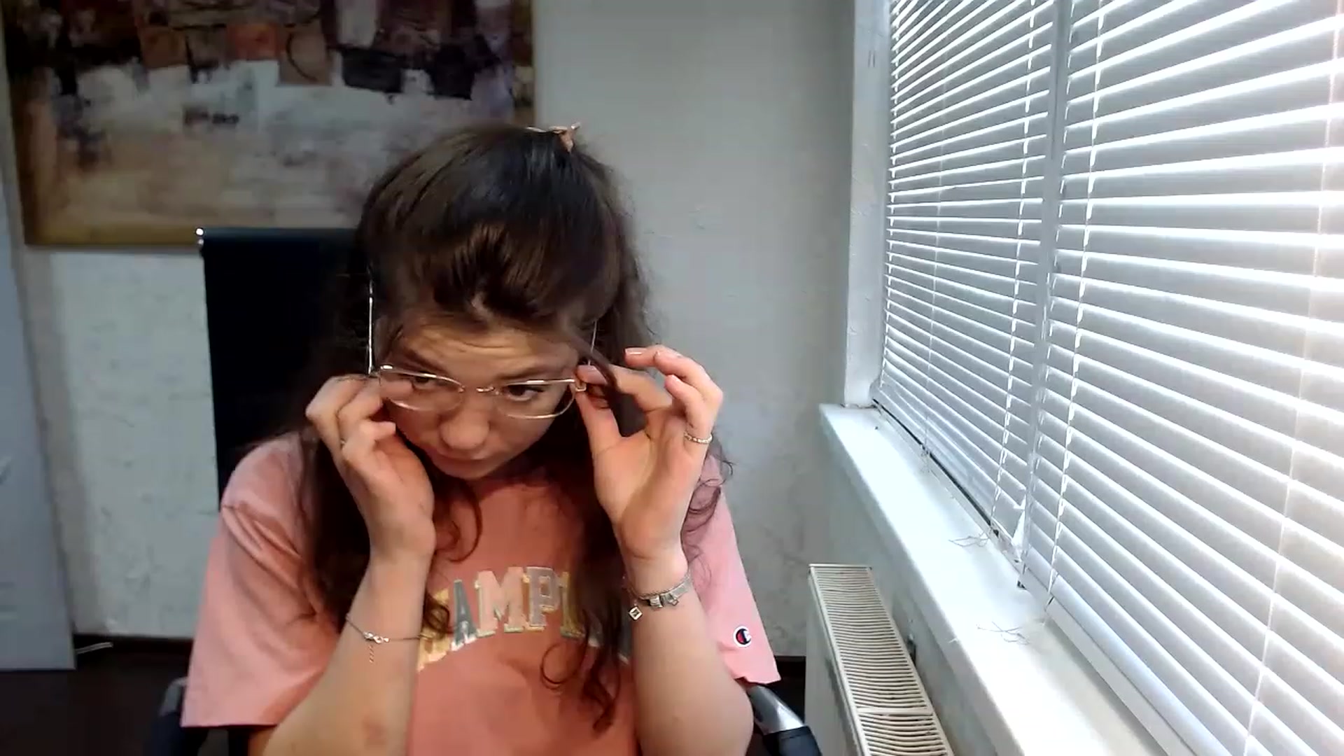 Gallery image thumbnail from SweetArinaA's myfreecams stream on, 06/20/2023, 11:40 image 7 of 20
