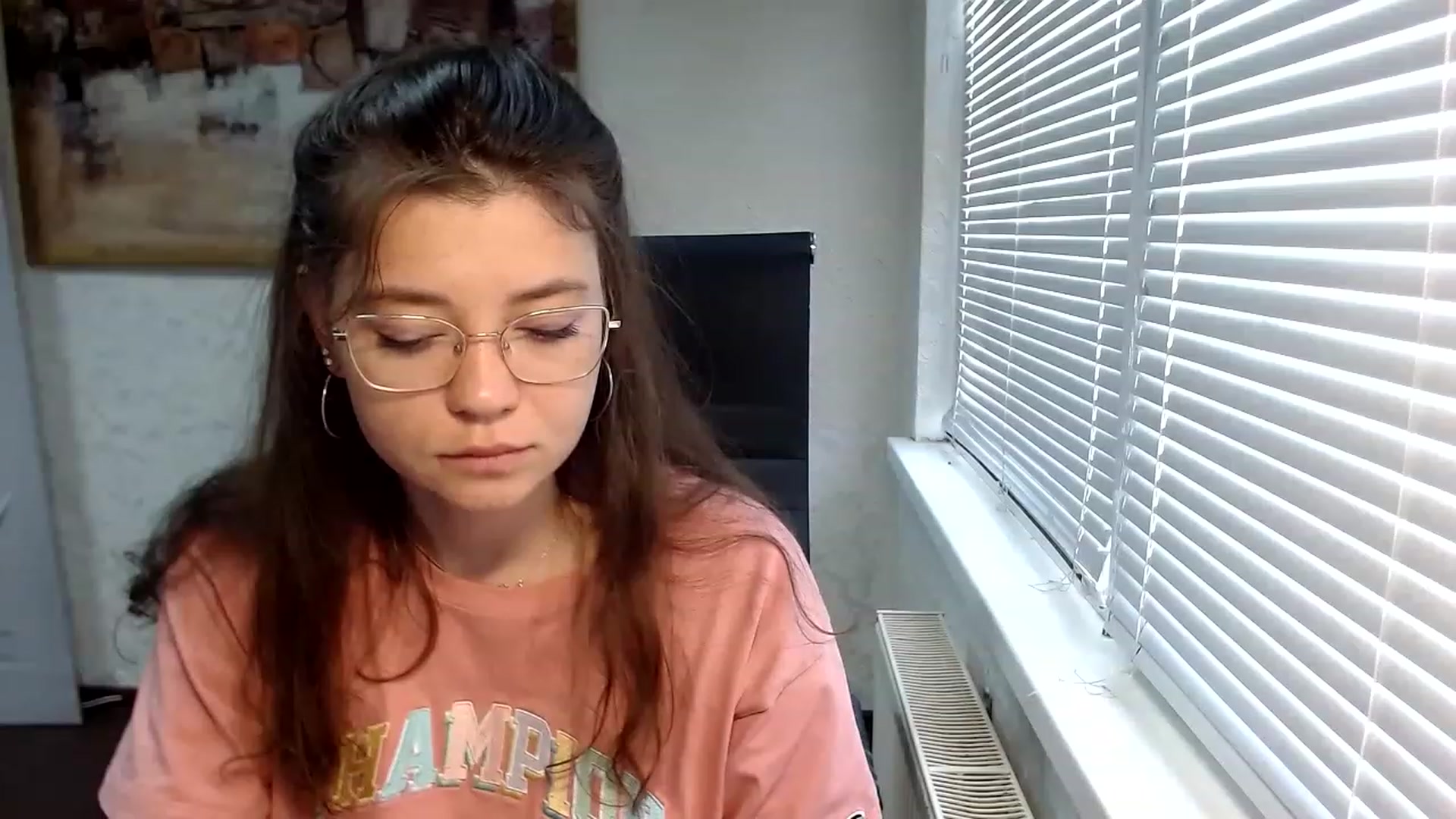 Gallery image thumbnail from SweetArinaA's myfreecams stream on, 06/20/2023, 11:40 image 4 of 20