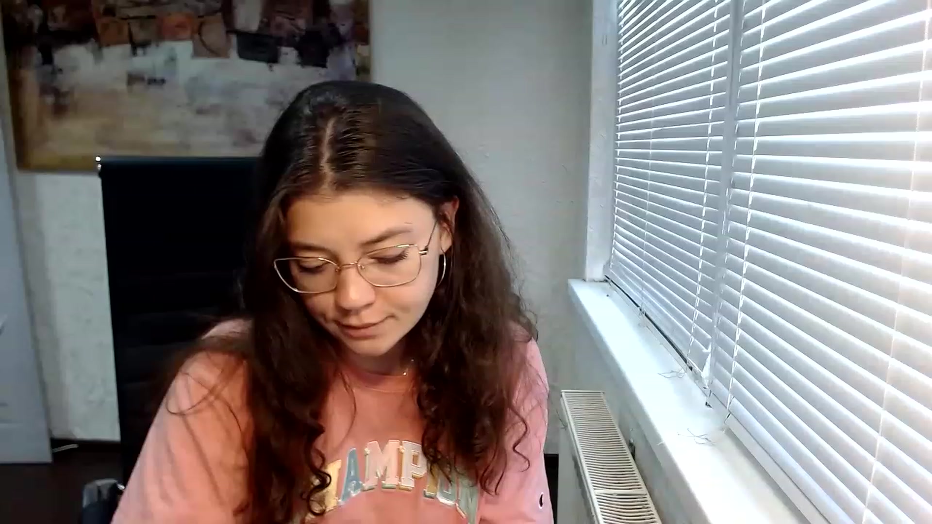 Gallery image thumbnail from SweetArinaA's myfreecams stream on, 06/20/2023, 11:40 image 17 of 20