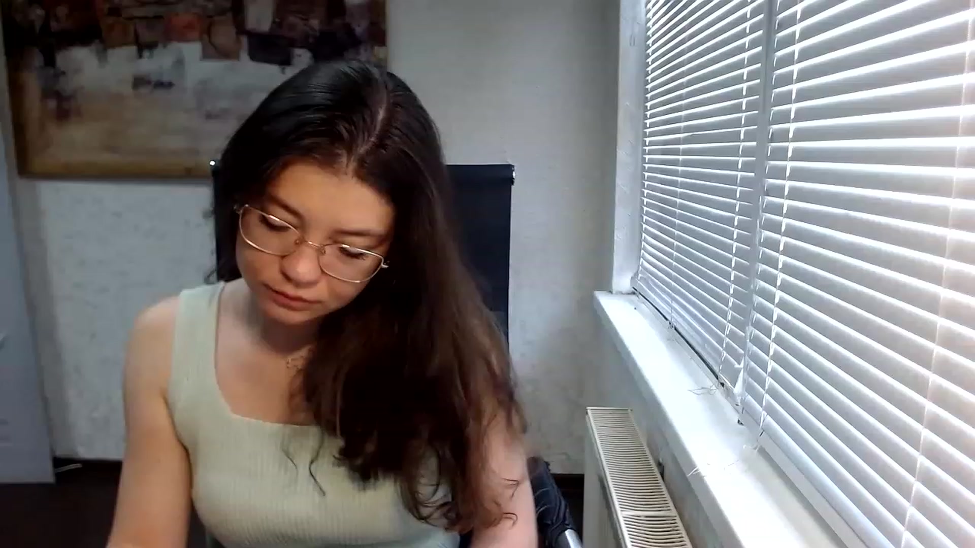Gallery image thumbnail from SweetArinaA's myfreecams stream on, 06/22/2023, 08:44 image 7 of 20