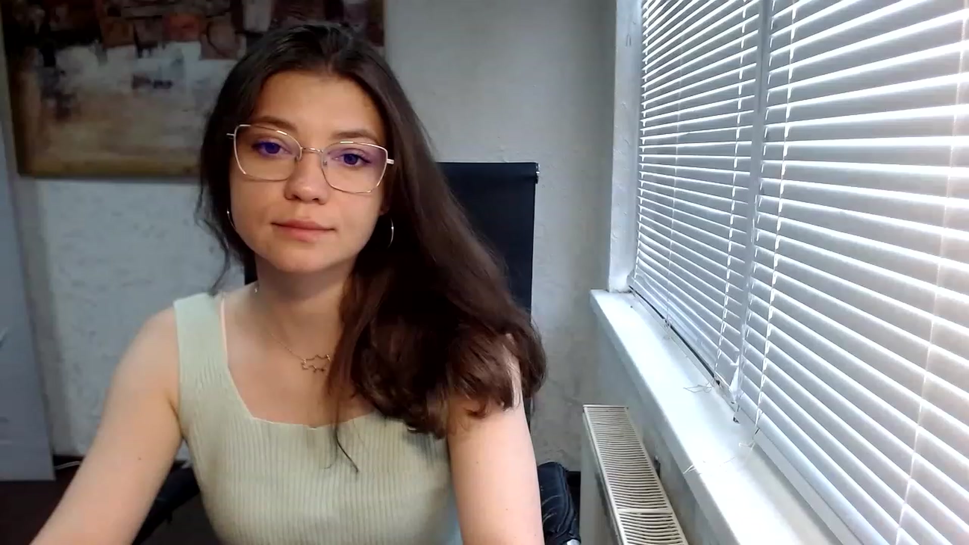 Gallery image thumbnail from SweetArinaA's myfreecams stream on, 06/22/2023, 08:44 image 5 of 20