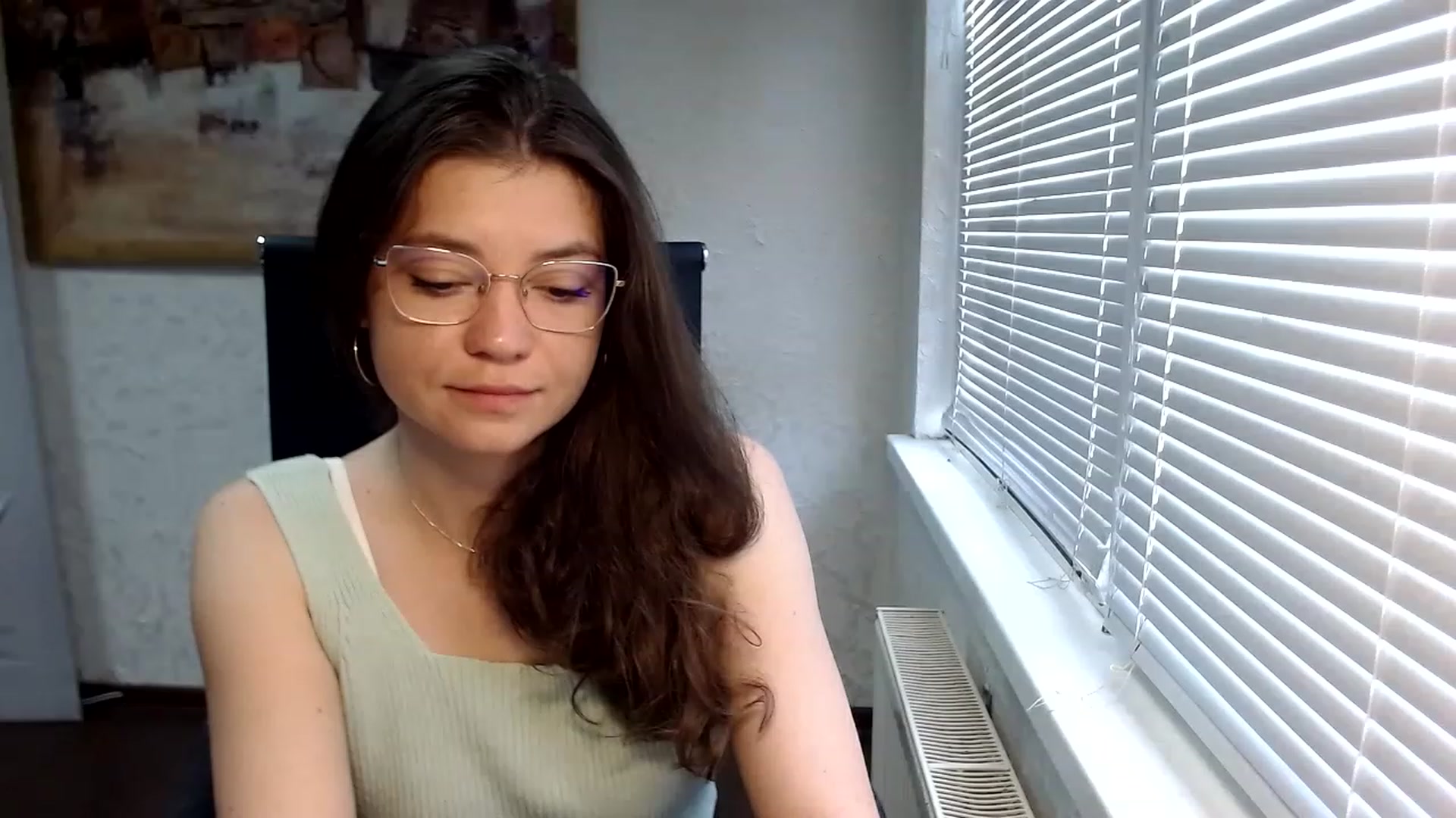 Gallery image thumbnail from SweetArinaA's myfreecams stream on, 06/22/2023, 08:44 image 4 of 20