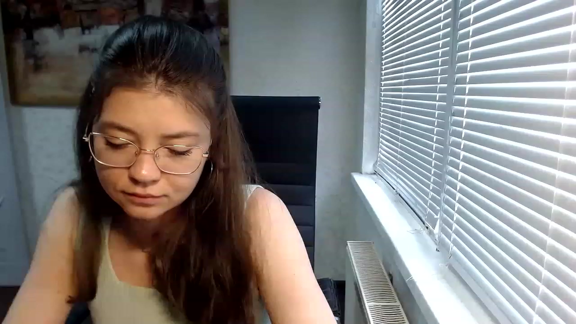 Gallery image thumbnail from SweetArinaA's myfreecams stream on, 06/22/2023, 09:32 image 5 of 20
