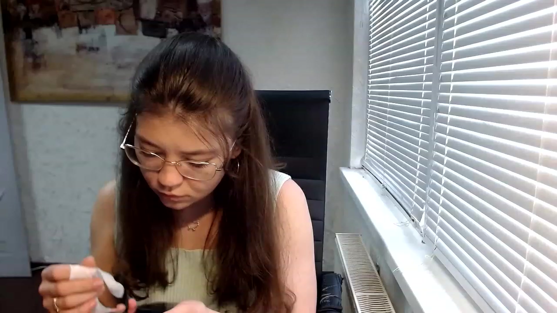 Gallery image thumbnail from SweetArinaA's myfreecams stream on, 06/22/2023, 09:54 image 13 of 20