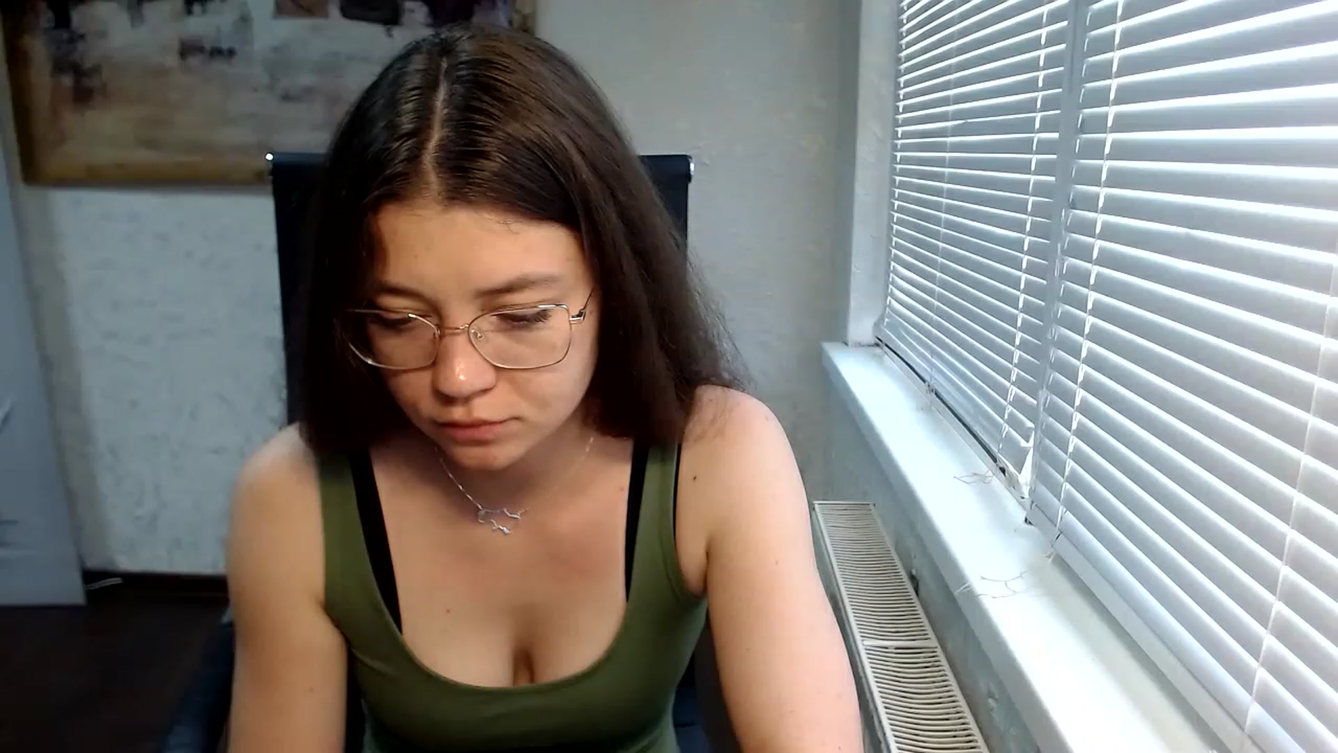 Gallery image thumbnail from SweetArinaA's myfreecams stream on, 06/24/2023, 13:57 image 15 of 20