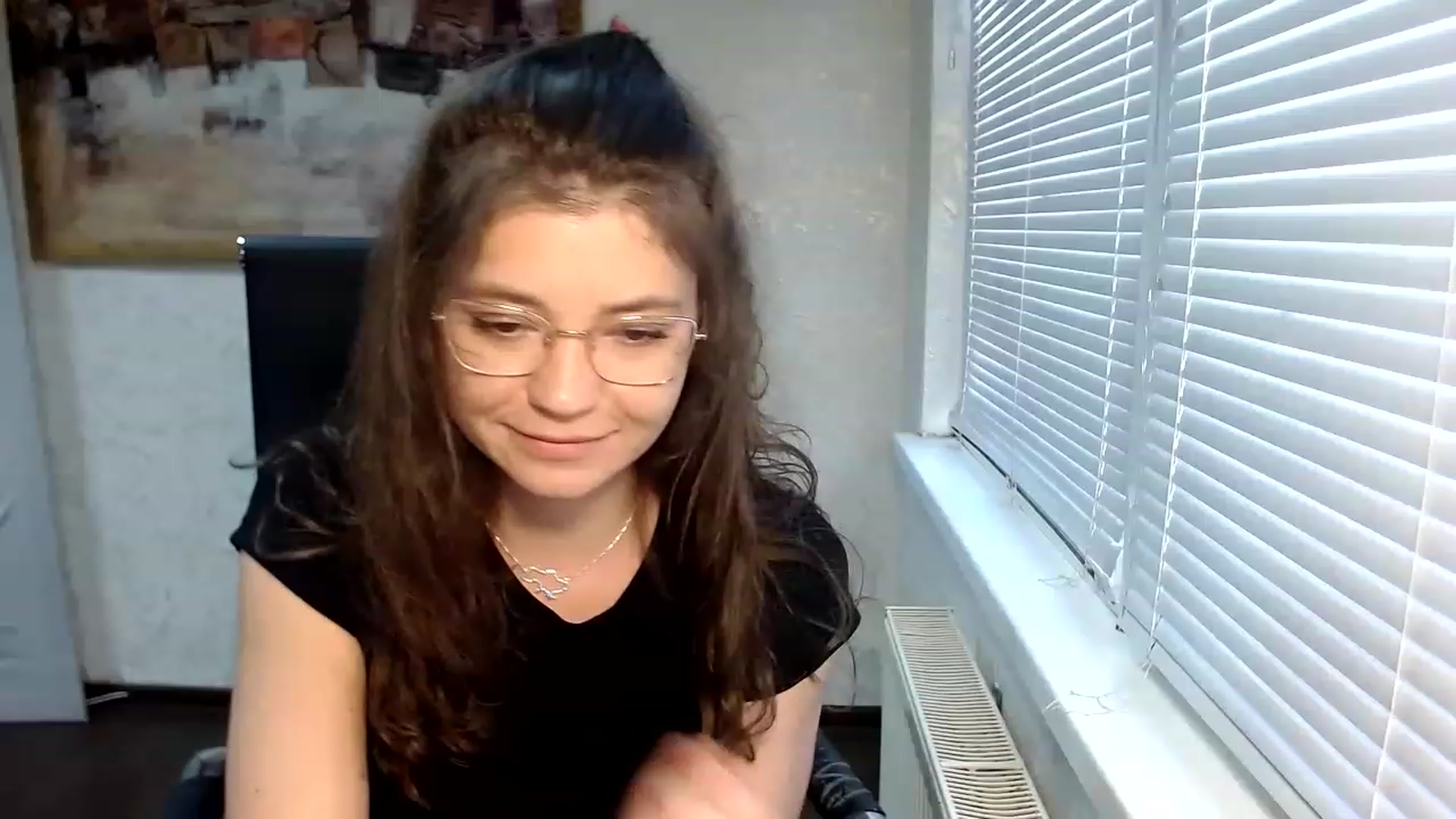 Gallery image thumbnail from SweetArinaA's myfreecams stream on, 06/25/2023, 16:10 image 14 of 20