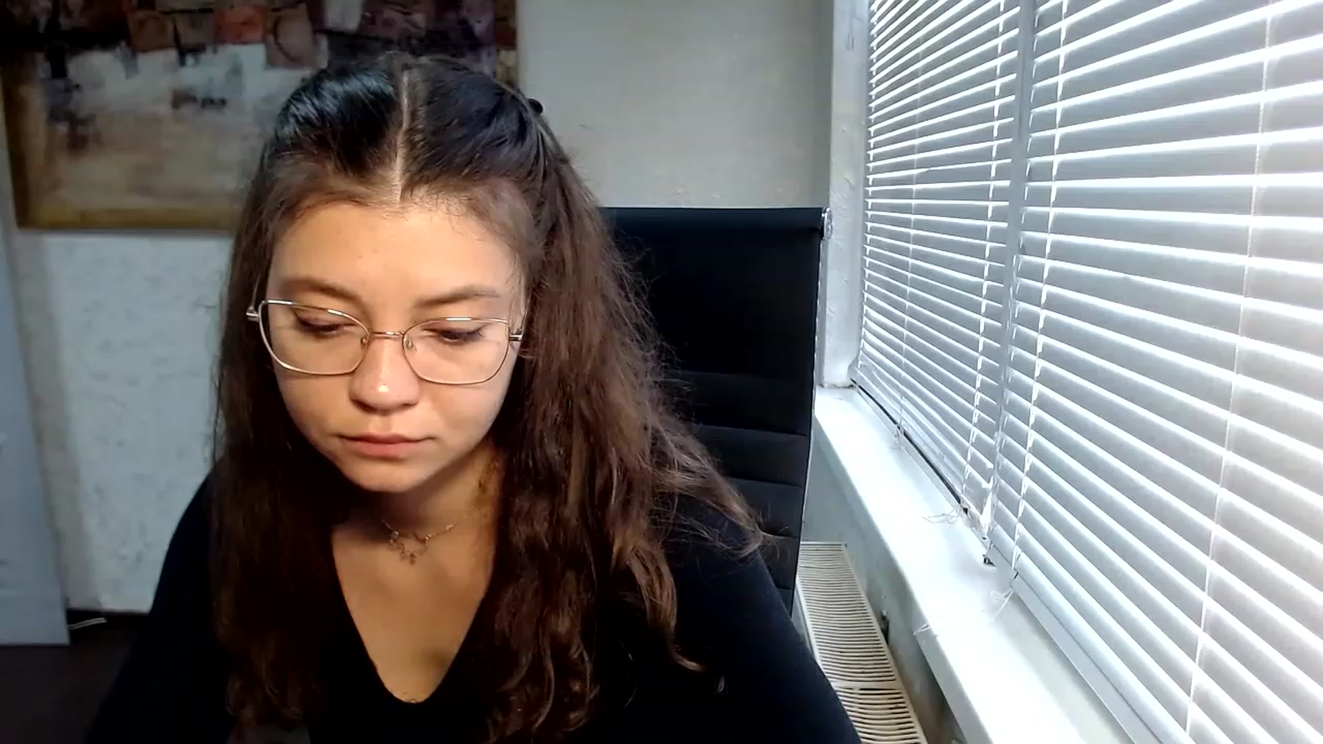 Gallery image thumbnail from SweetArinaA's myfreecams stream on, 06/26/2023, 14:14 image 6 of 20