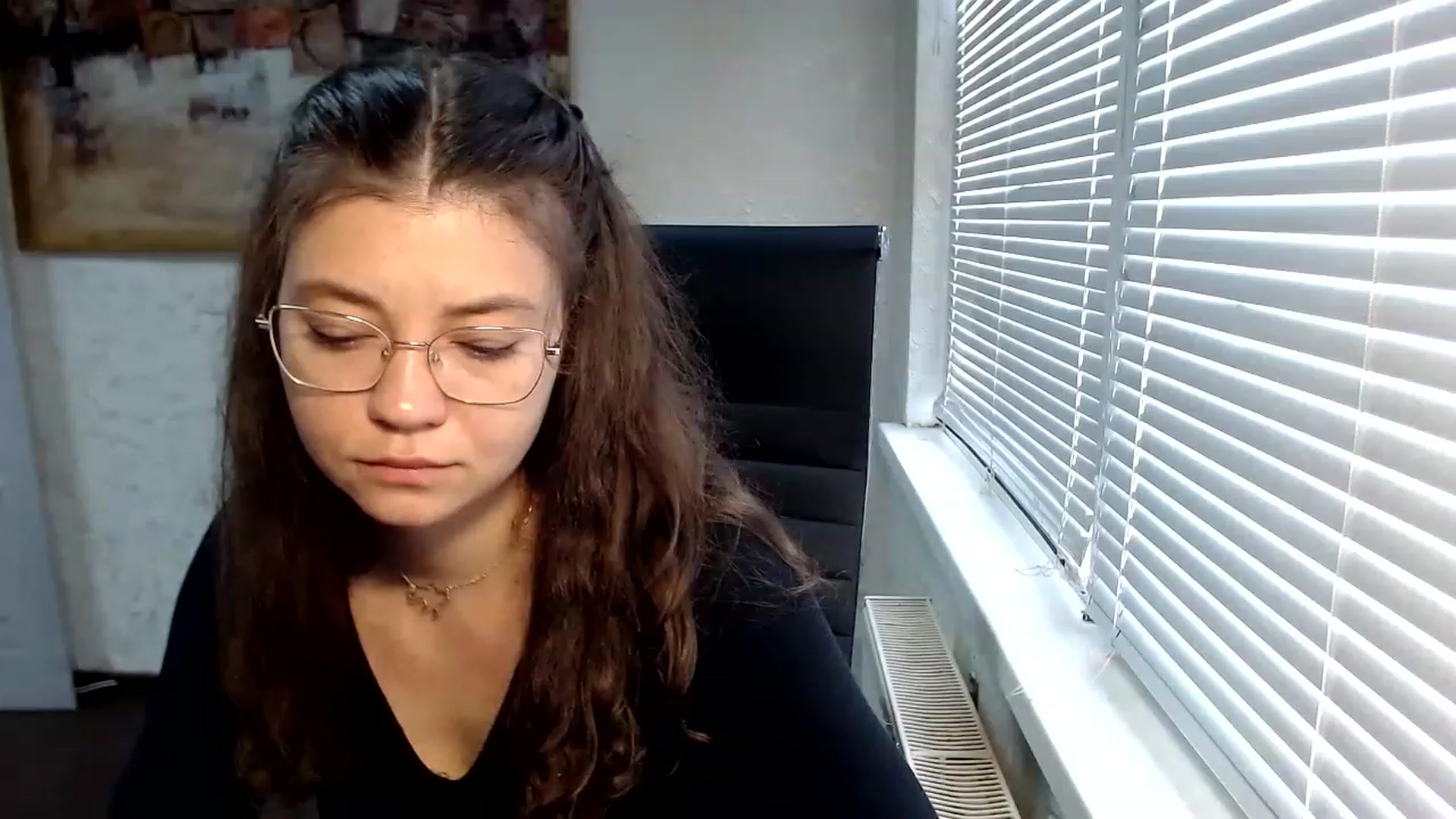 Gallery image thumbnail from SweetArinaA's myfreecams stream on, 06/26/2023, 14:14 image 7 of 20