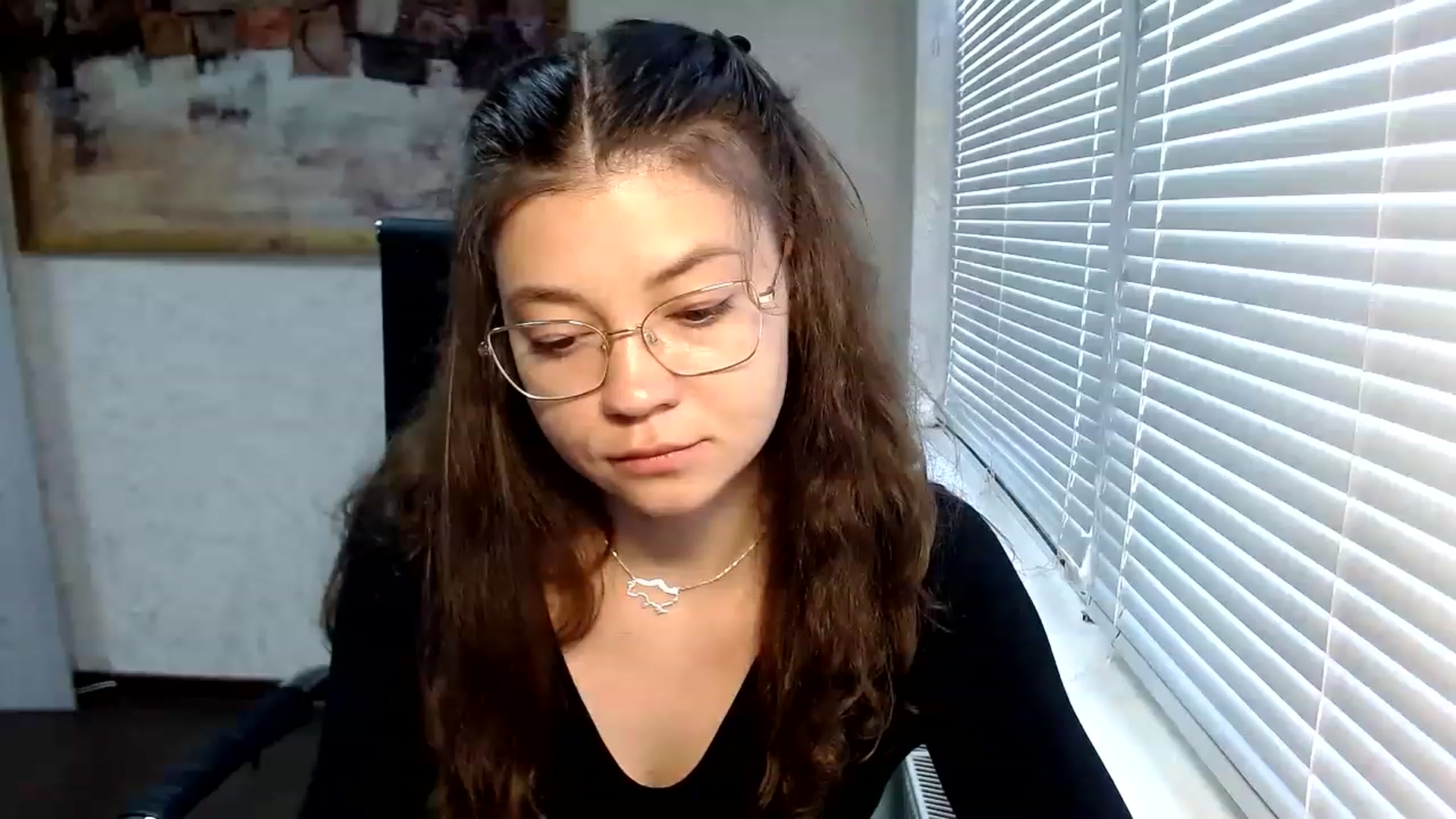 Gallery image thumbnail from SweetArinaA's myfreecams stream on, 06/26/2023, 14:14 image 10 of 20
