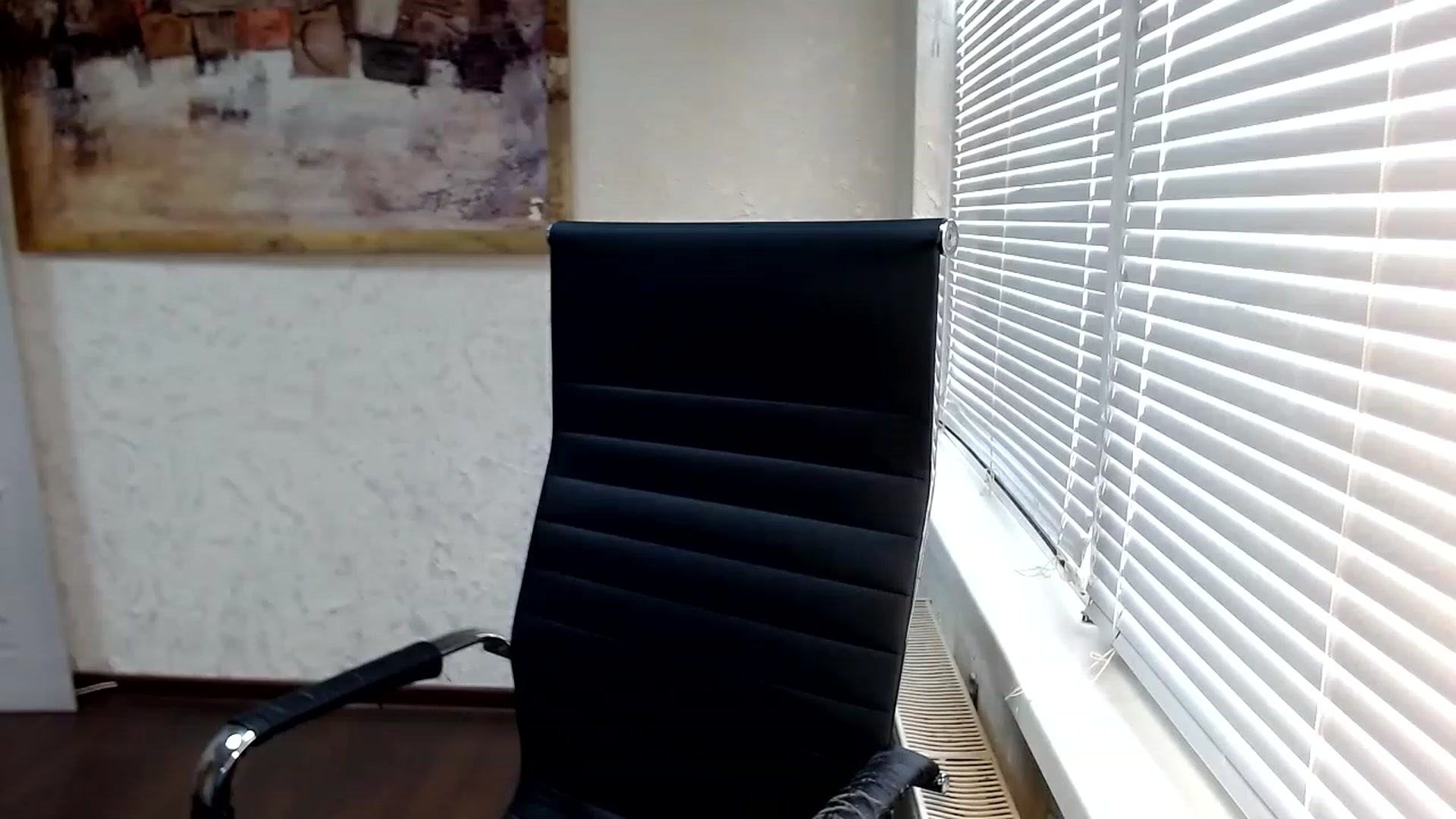 Gallery image thumbnail from SweetArinaA's myfreecams stream on, 06/26/2023, 14:14 image 4 of 20