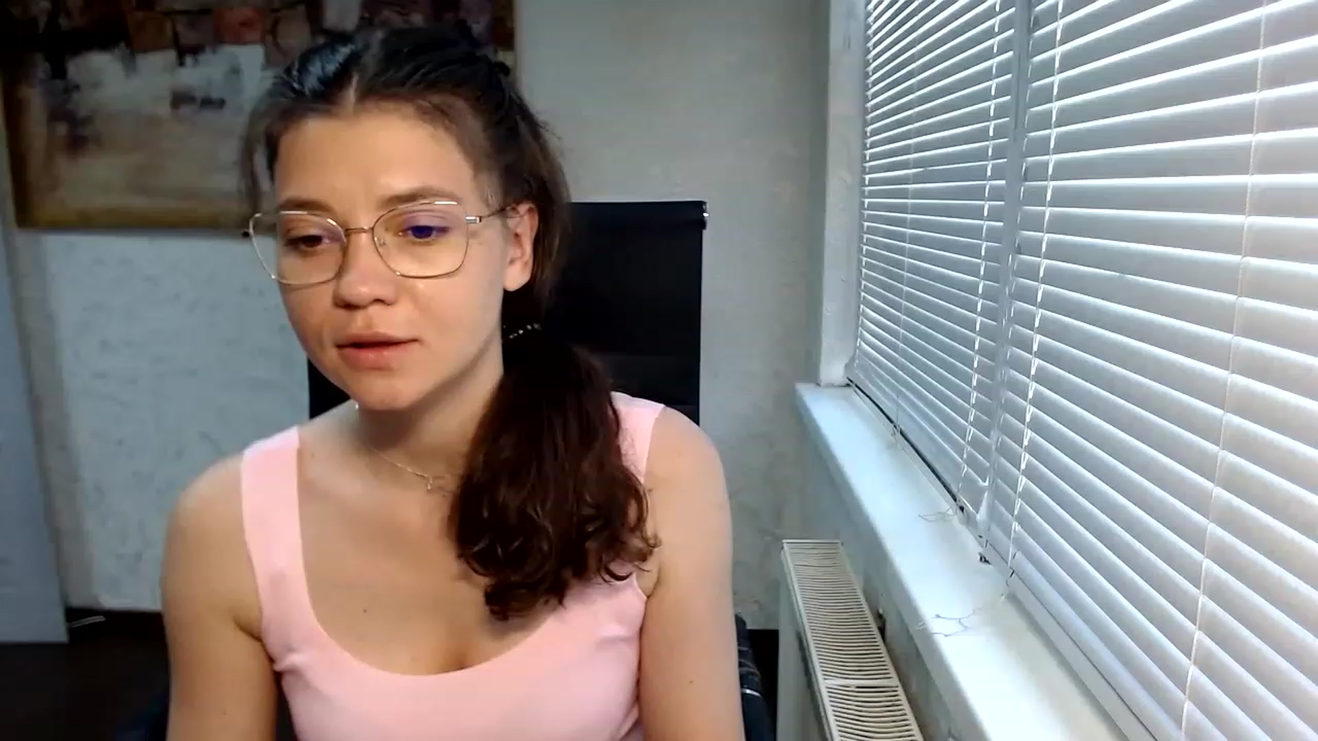Gallery image thumbnail from SweetArinaA's myfreecams stream on, 06/26/2023, 15:18 image 17 of 20