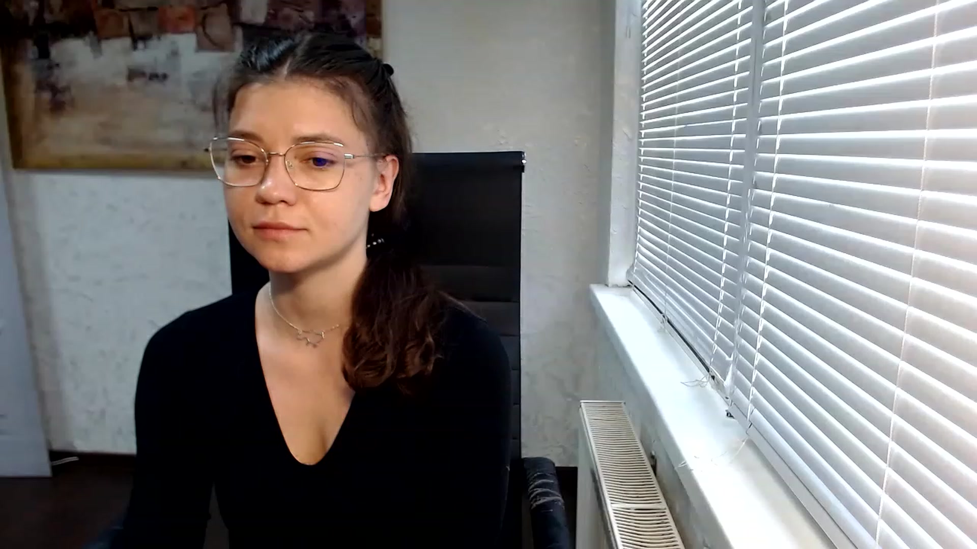 Gallery image thumbnail from SweetArinaA's myfreecams stream on, 06/26/2023, 15:18 image 14 of 20