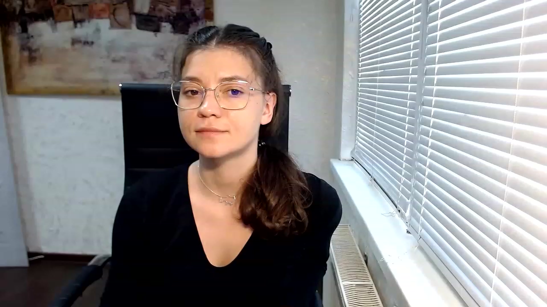 Gallery image thumbnail from SweetArinaA's myfreecams stream on, 06/26/2023, 15:18 image 10 of 20