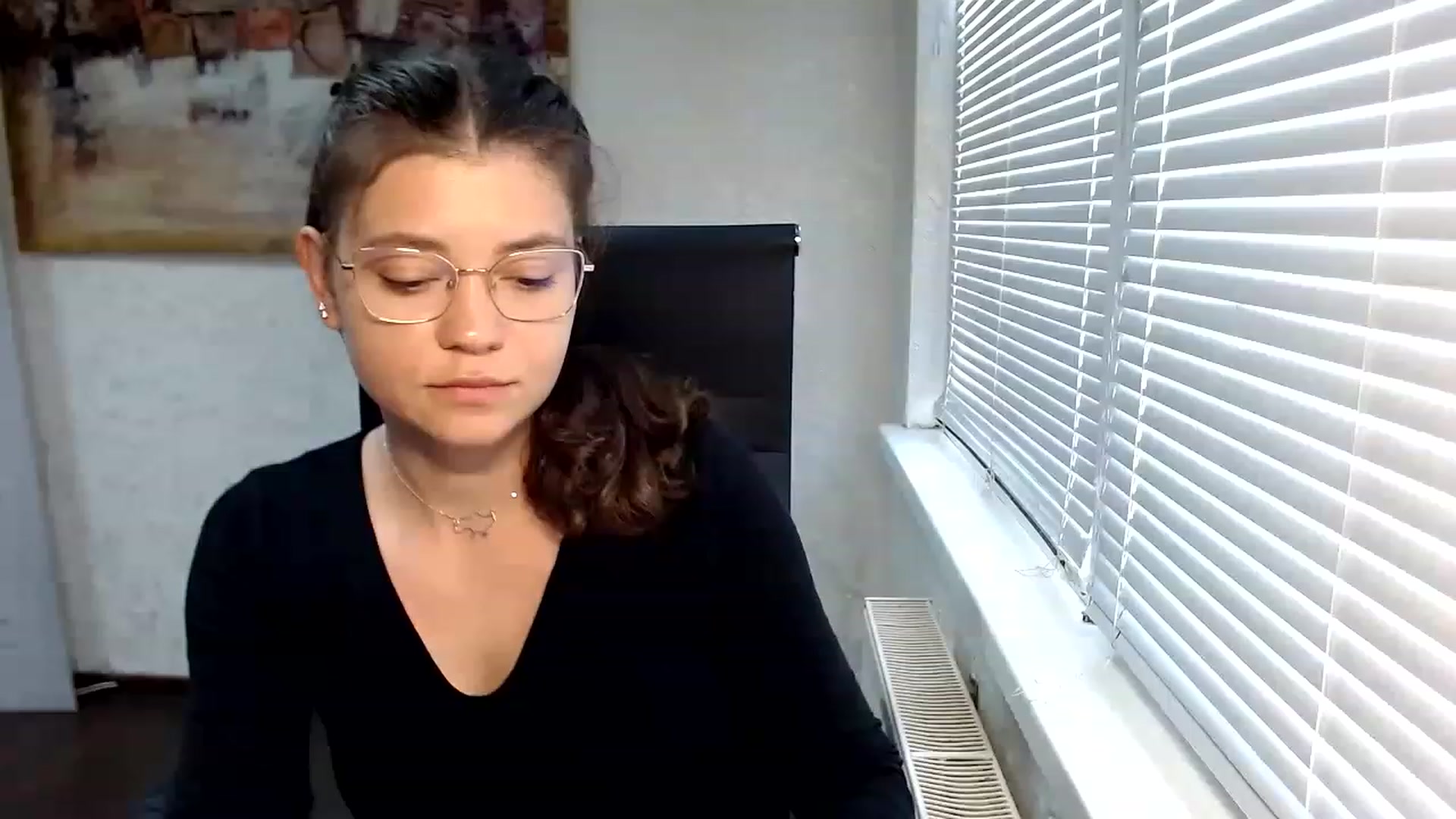 Gallery image thumbnail from SweetArinaA's myfreecams stream on, 06/26/2023, 15:18 image 1 of 20