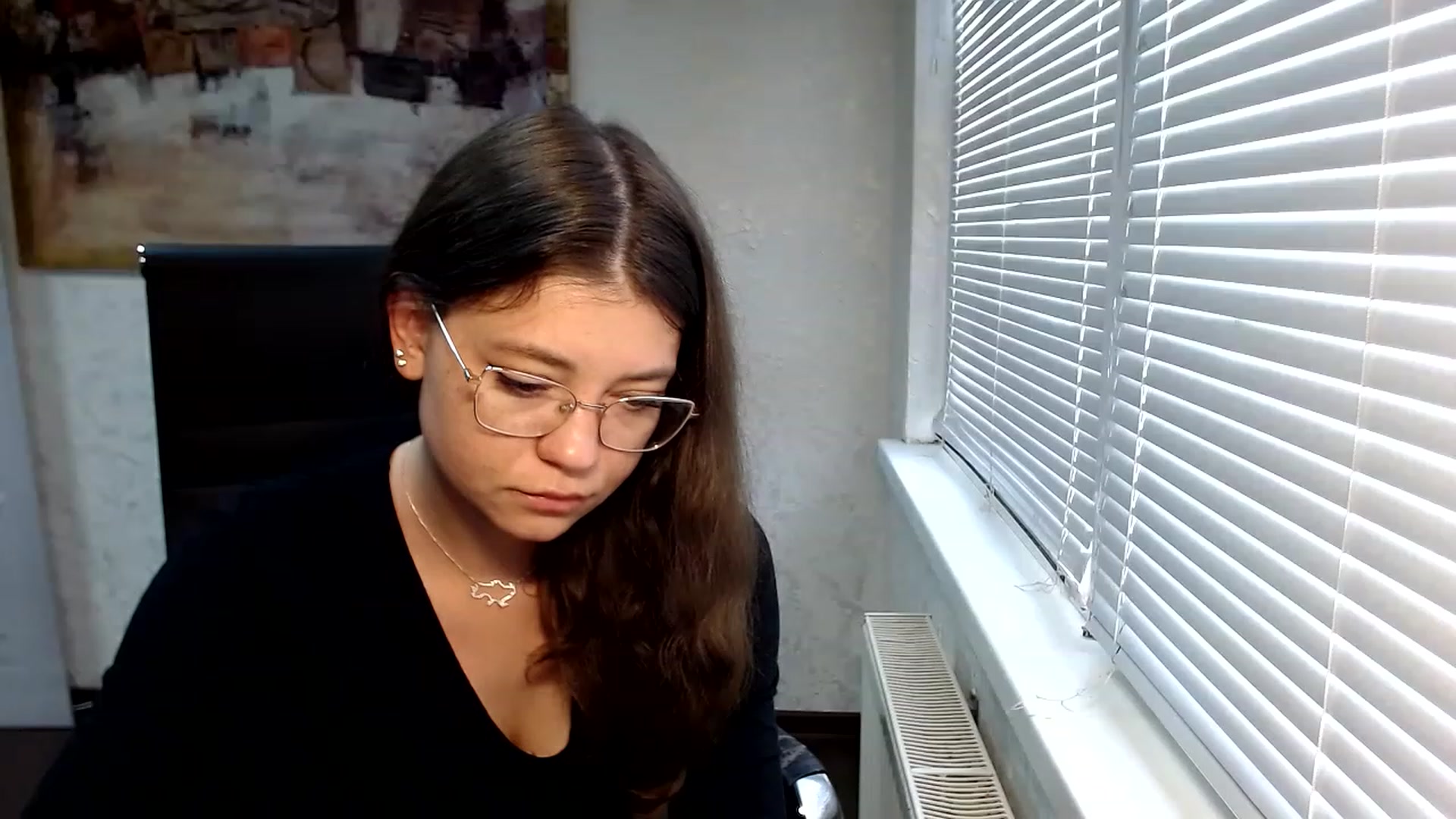 Gallery image thumbnail from SweetArinaA's myfreecams stream on, 06/27/2023, 16:11 image 4 of 20