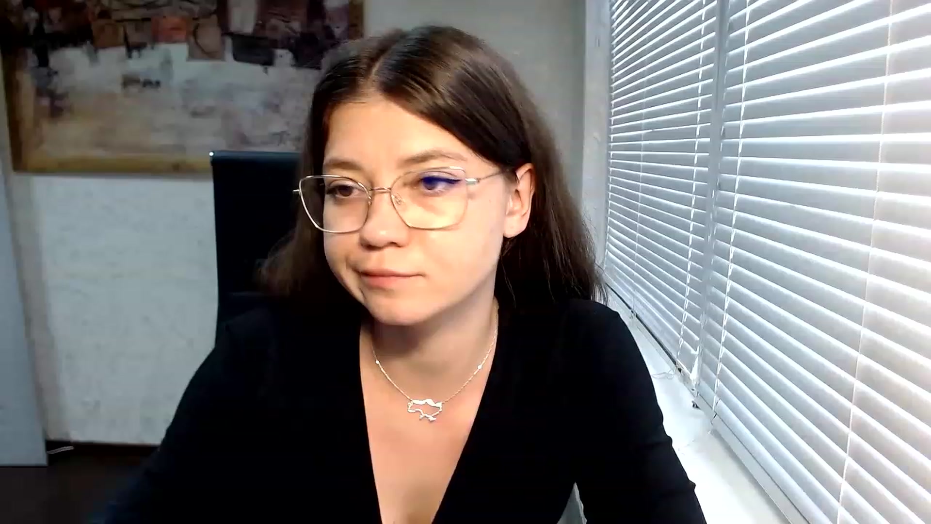 Gallery image thumbnail from SweetArinaA's myfreecams stream on, 06/27/2023, 16:11 image 12 of 20