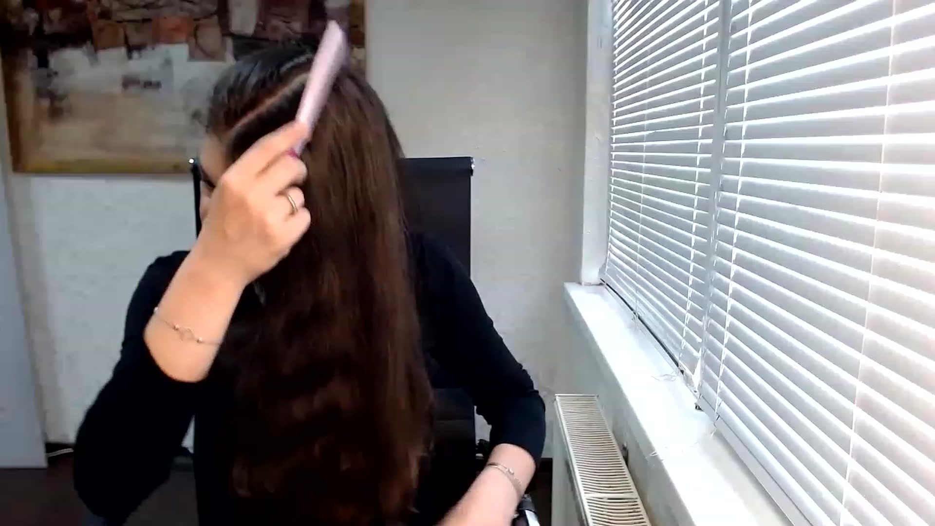 Gallery image thumbnail from SweetArinaA's myfreecams stream on, 06/27/2023, 16:11 image 2 of 20