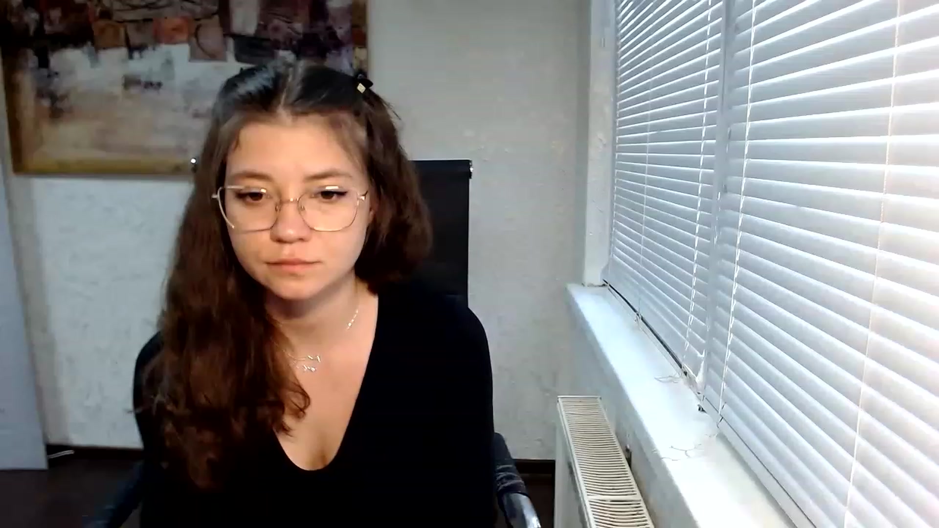 Gallery image thumbnail from SweetArinaA's myfreecams stream on, 06/27/2023, 16:59 image 7 of 20