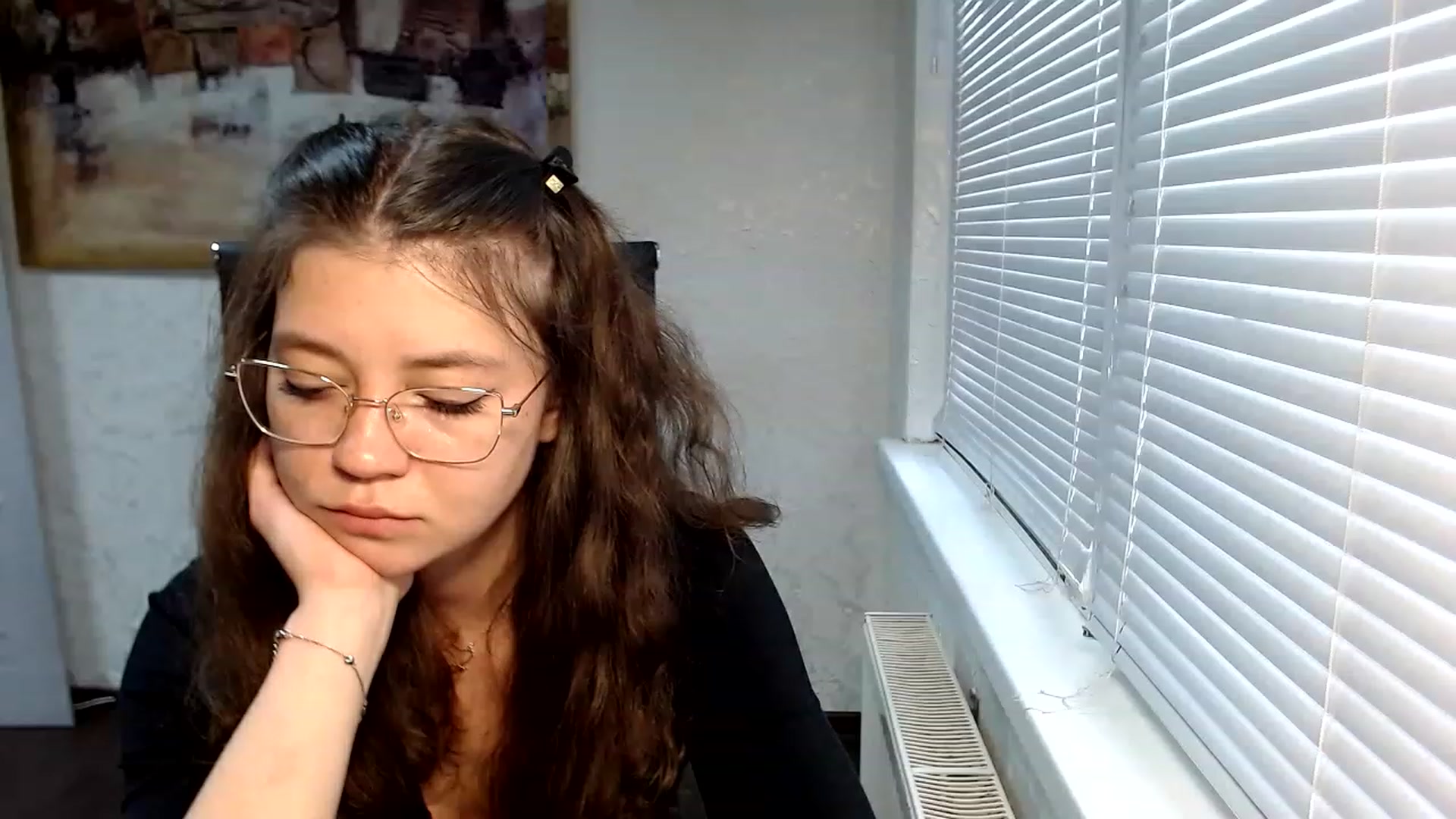 Gallery image thumbnail from SweetArinaA's myfreecams stream on, 06/27/2023, 16:59 image 15 of 20