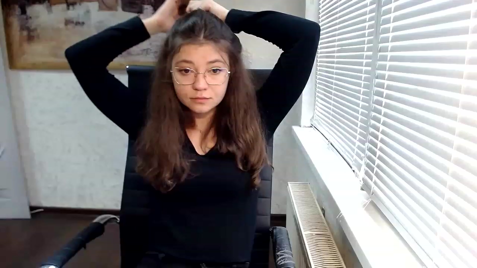 Gallery image thumbnail from SweetArinaA's myfreecams stream on, 06/29/2023, 11:17 image 18 of 20
