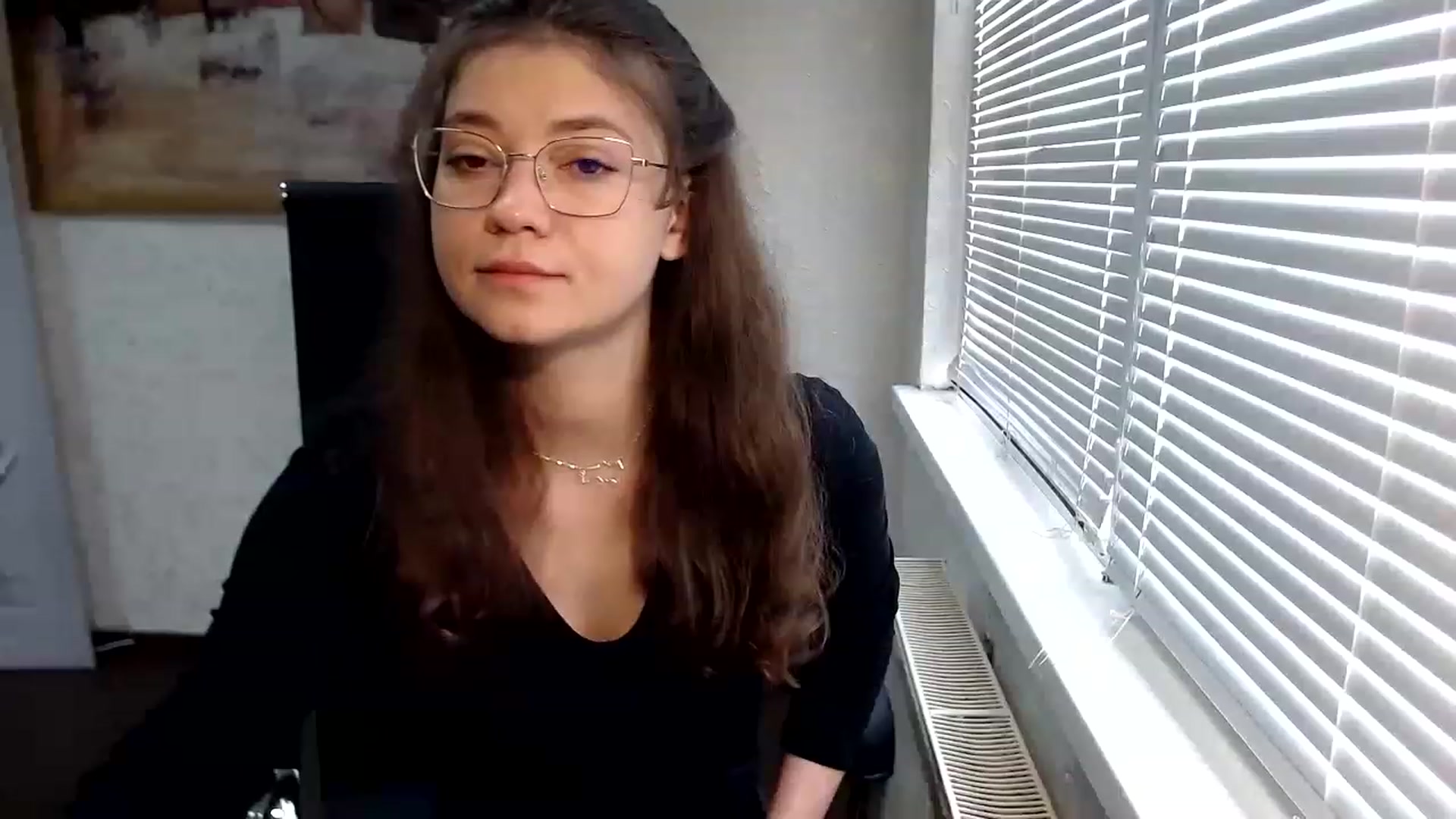 Gallery image thumbnail from SweetArinaA's myfreecams stream on, 06/29/2023, 11:17 image 3 of 20