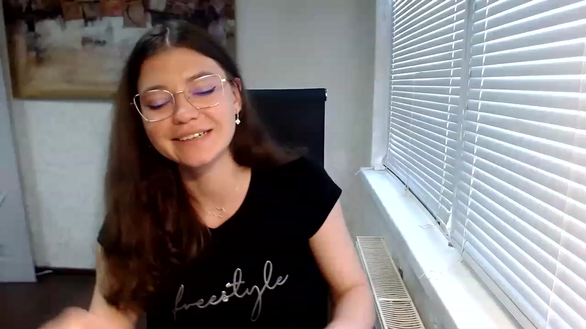 Gallery image thumbnail from SweetArinaA's myfreecams stream on, 06/30/2023, 13:02 image 7 of 20