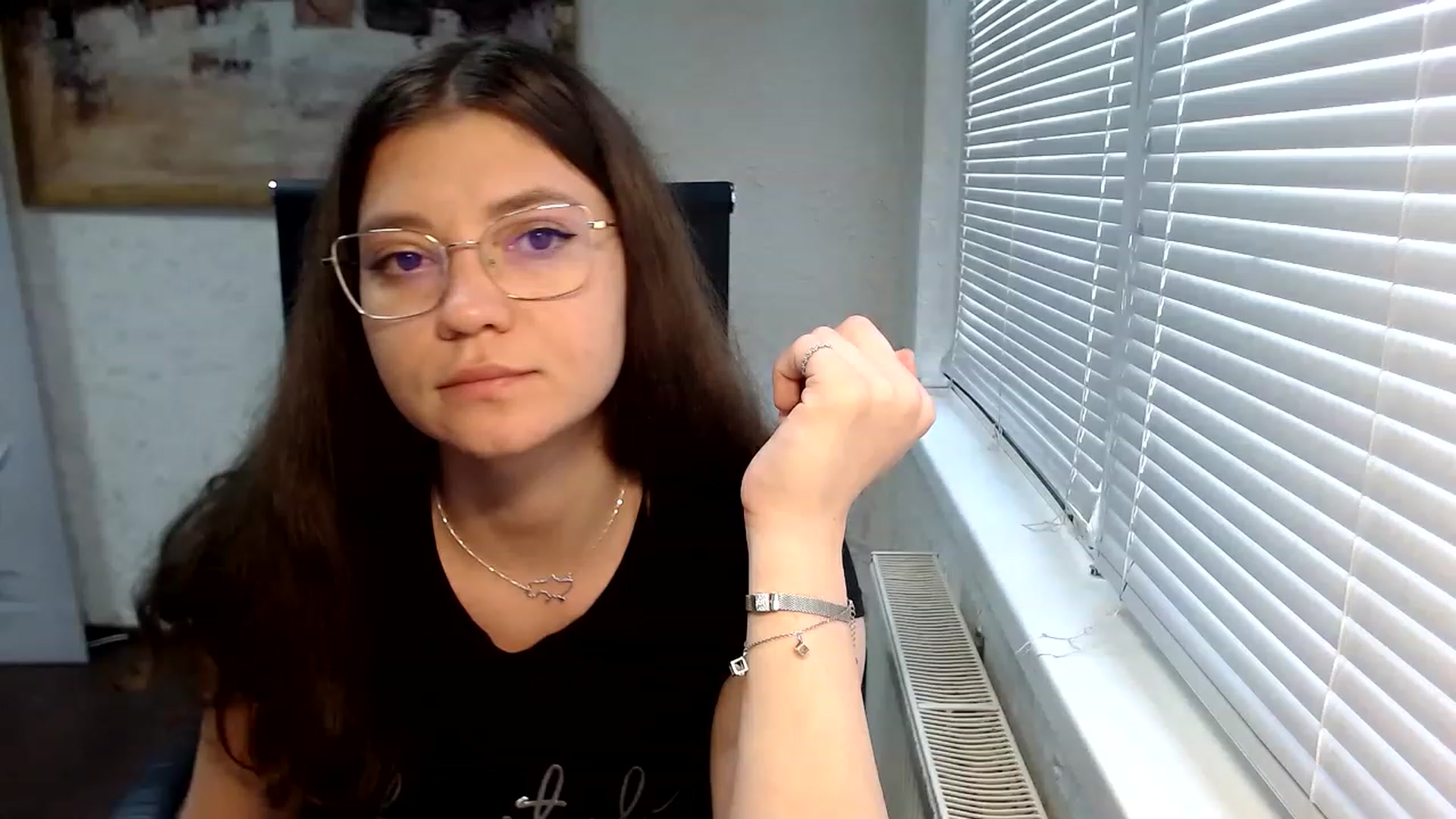 Gallery image thumbnail from SweetArinaA's myfreecams stream on, 06/30/2023, 16:27 image 13 of 20