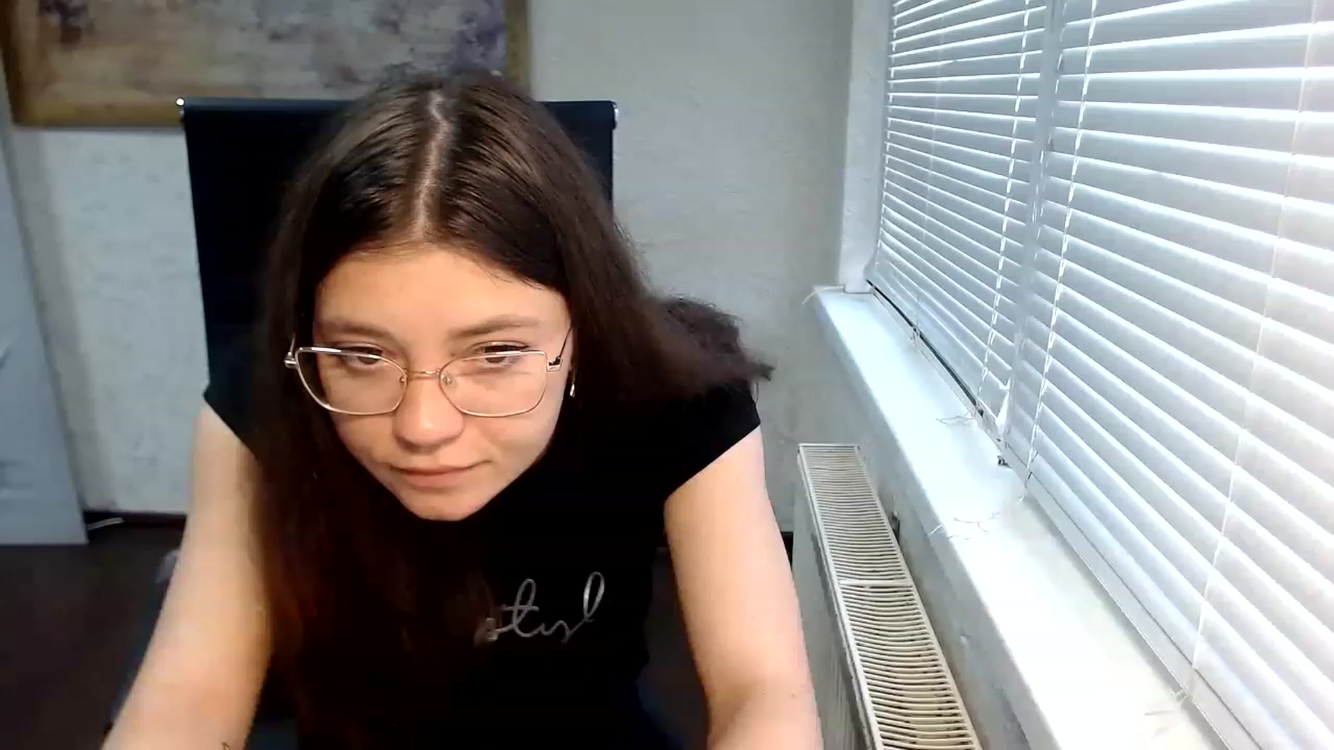 Gallery image thumbnail from SweetArinaA's myfreecams stream on, 06/30/2023, 16:27 image 8 of 20