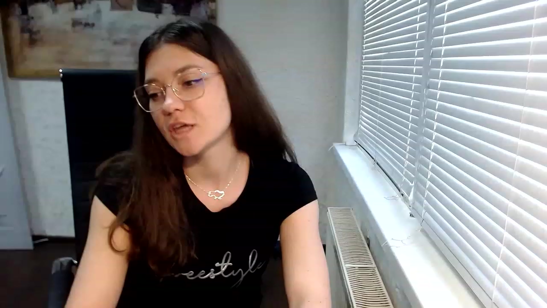 Gallery image thumbnail from SweetArinaA's myfreecams stream on, 06/30/2023, 16:27 image 14 of 20