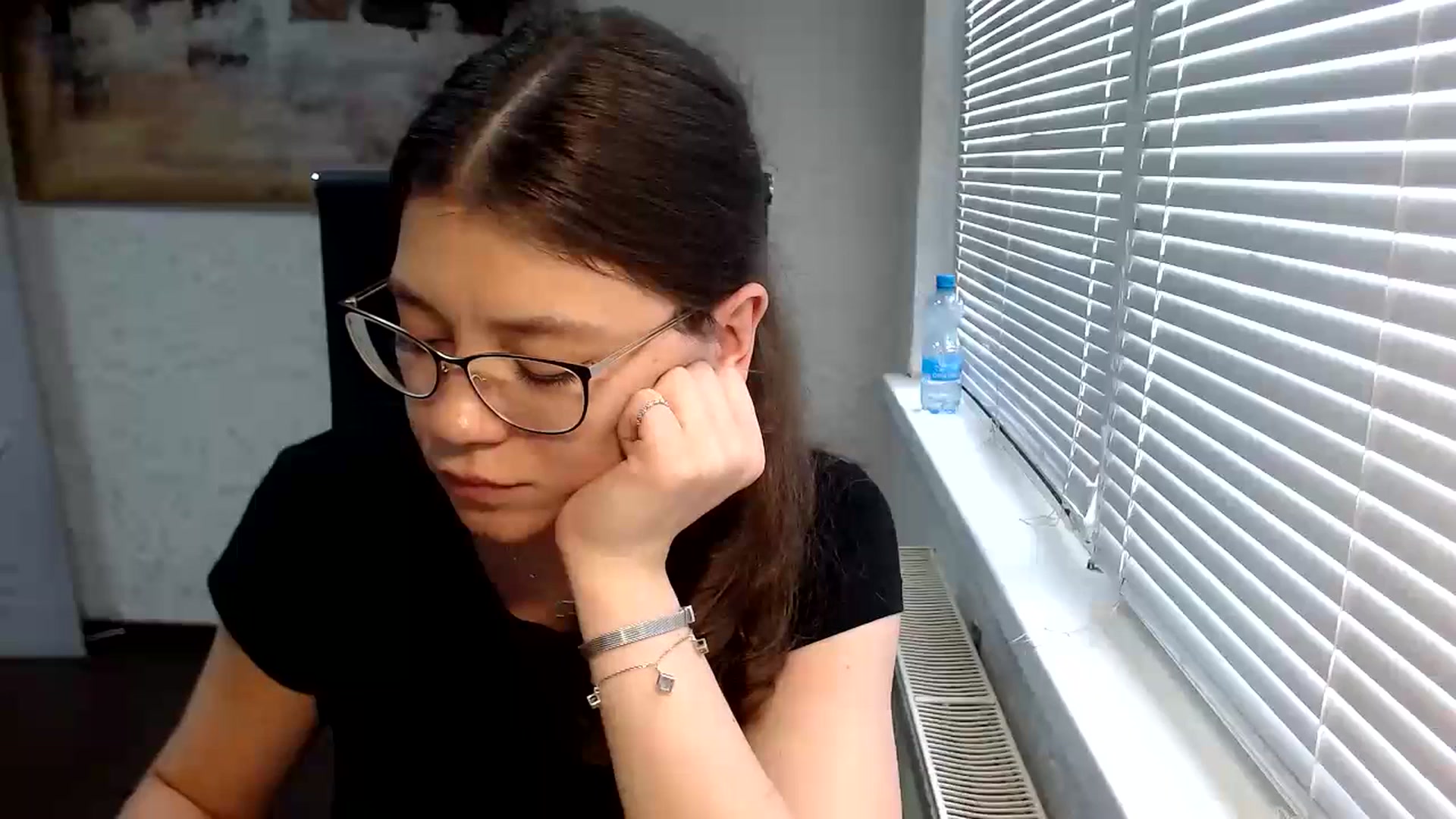 Gallery image thumbnail from SweetArinaA's myfreecams stream on, 07/01/2023, 14:37 image 17 of 20