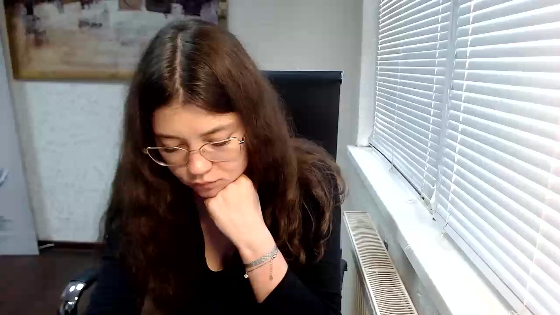 Gallery image thumbnail from SweetArinaA's myfreecams stream on, 07/07/2023, 15:14 image 7 of 20