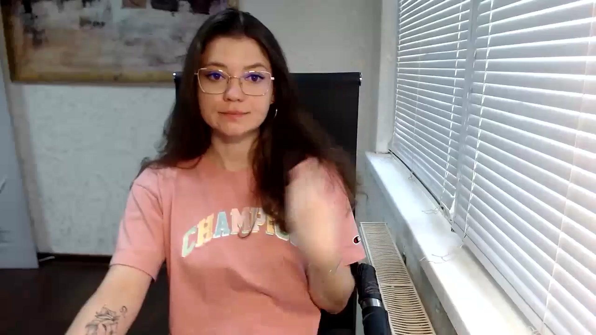 Gallery image thumbnail from SweetArinaA's myfreecams stream on, 07/09/2023, 16:52 image 5 of 20