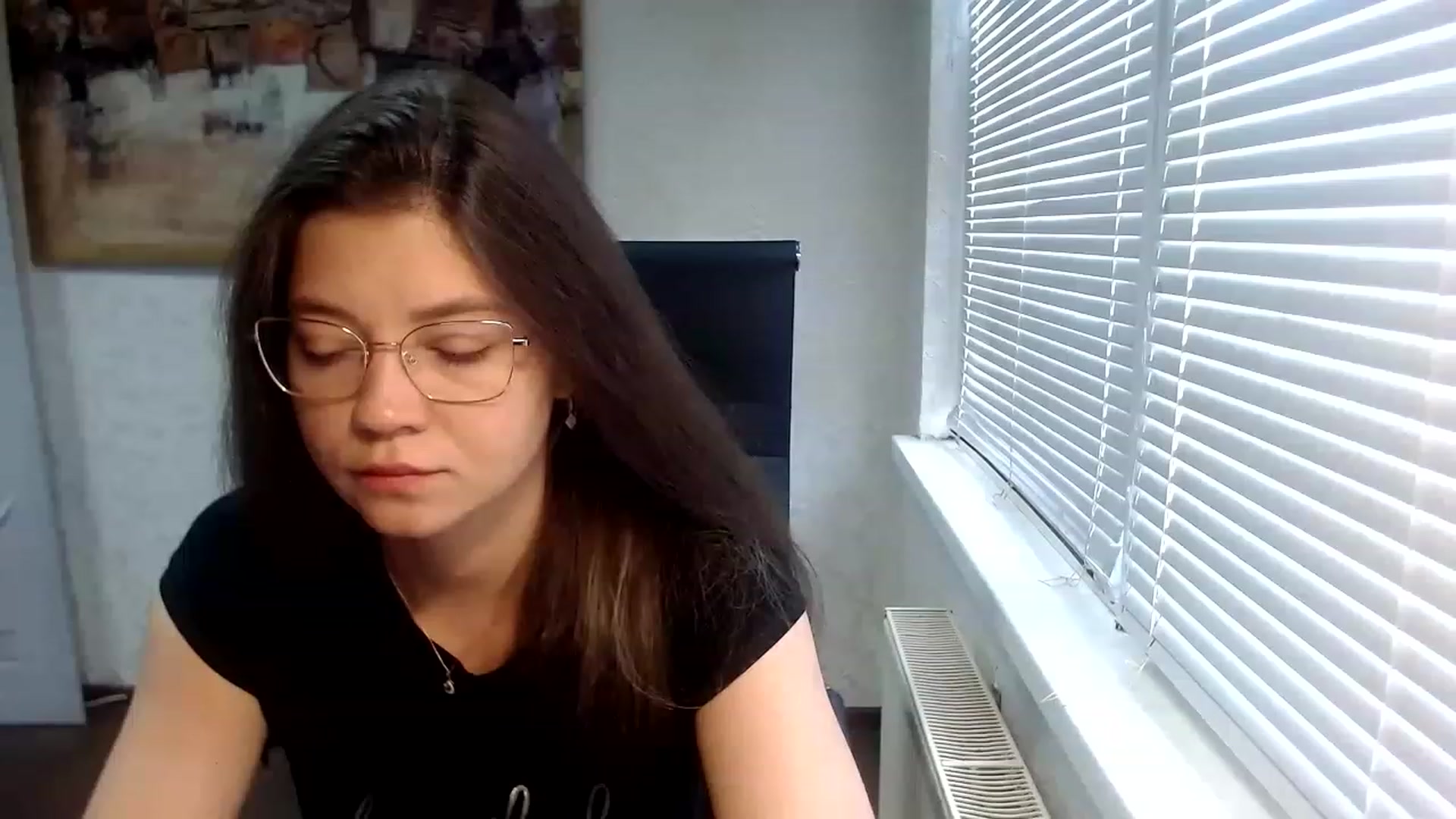 Gallery image thumbnail from SweetArinaA's myfreecams stream on, 07/12/2023, 09:58 image 1 of 20